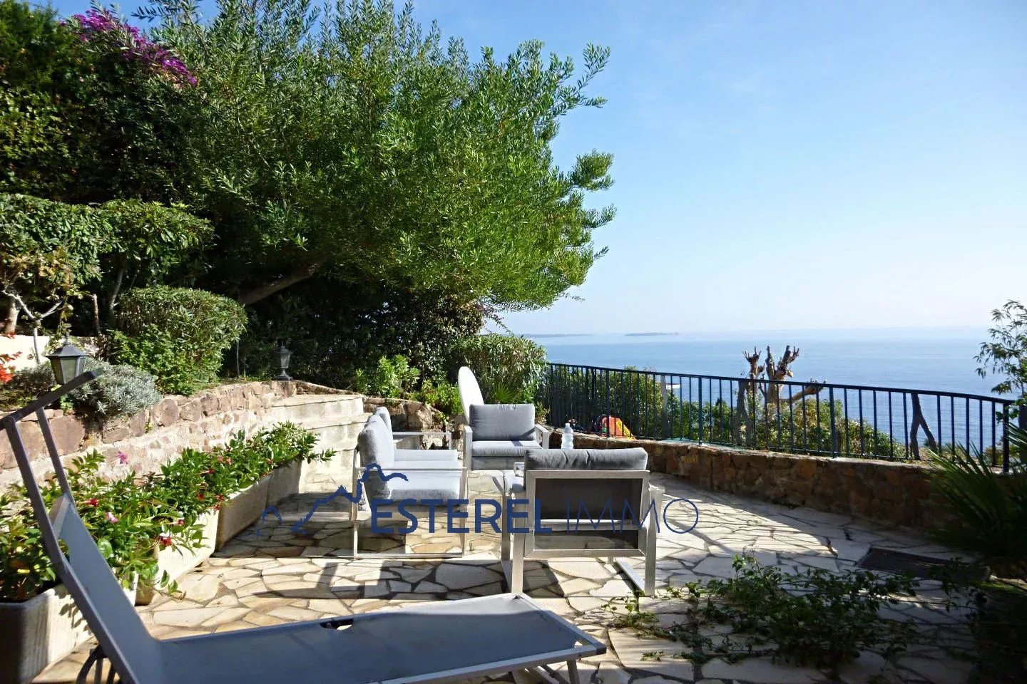 Appartement à Port-la-Galère — référence 85910004