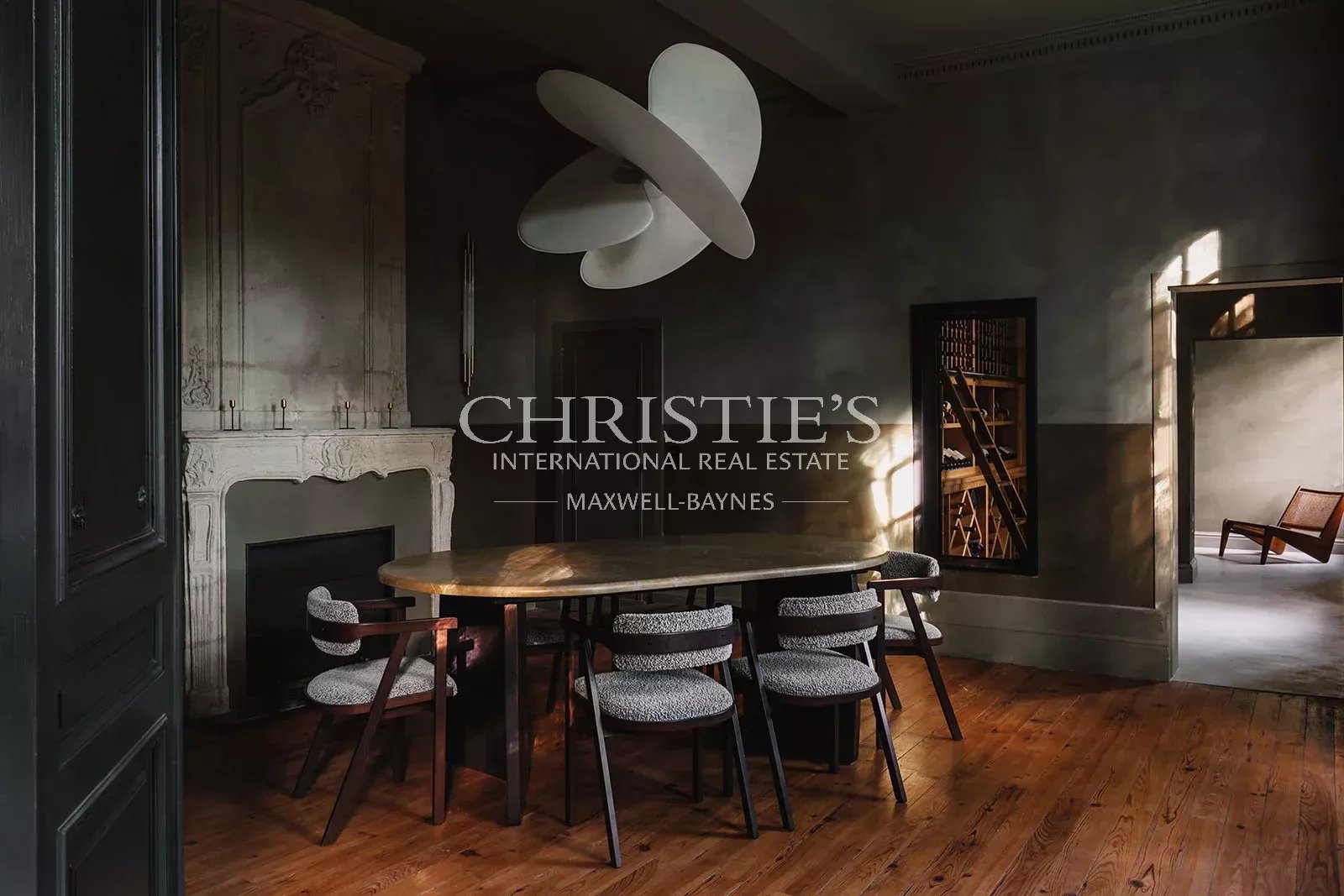 10 Bedroom Chateau's Image 3