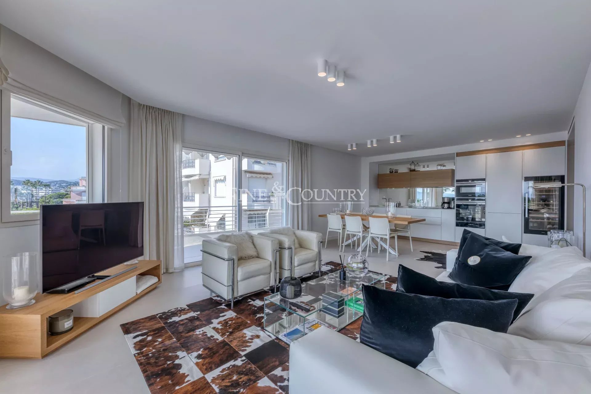 Photo of Apartment for sale on the Croisette, Cannes
