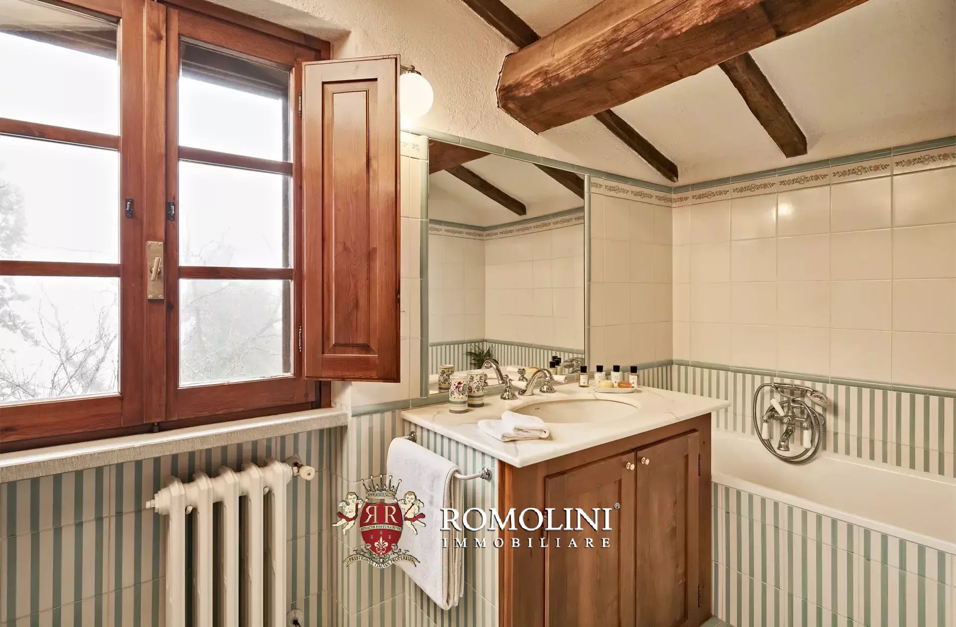 15 Bedroom Villa/Townhouse's Image 78