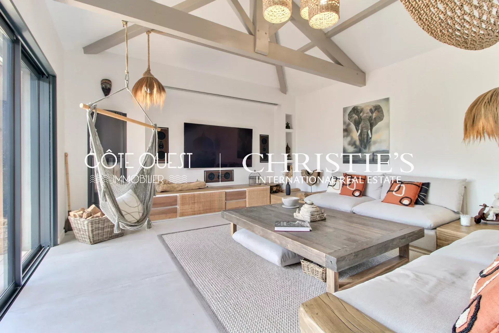 3 Bedroom Villa/Townhouse's Image 4