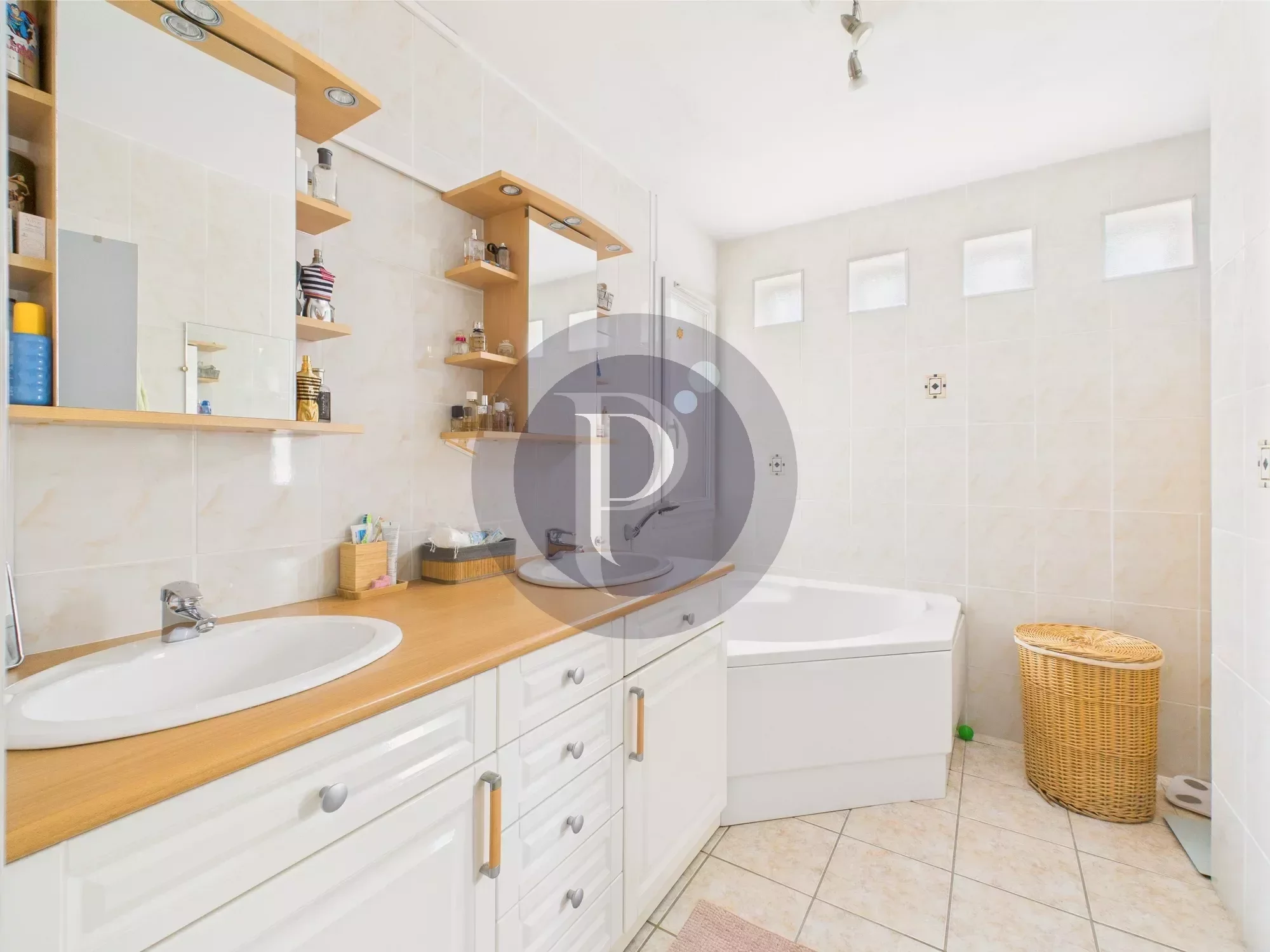 vente-maison-8-pieces-igny-85931943