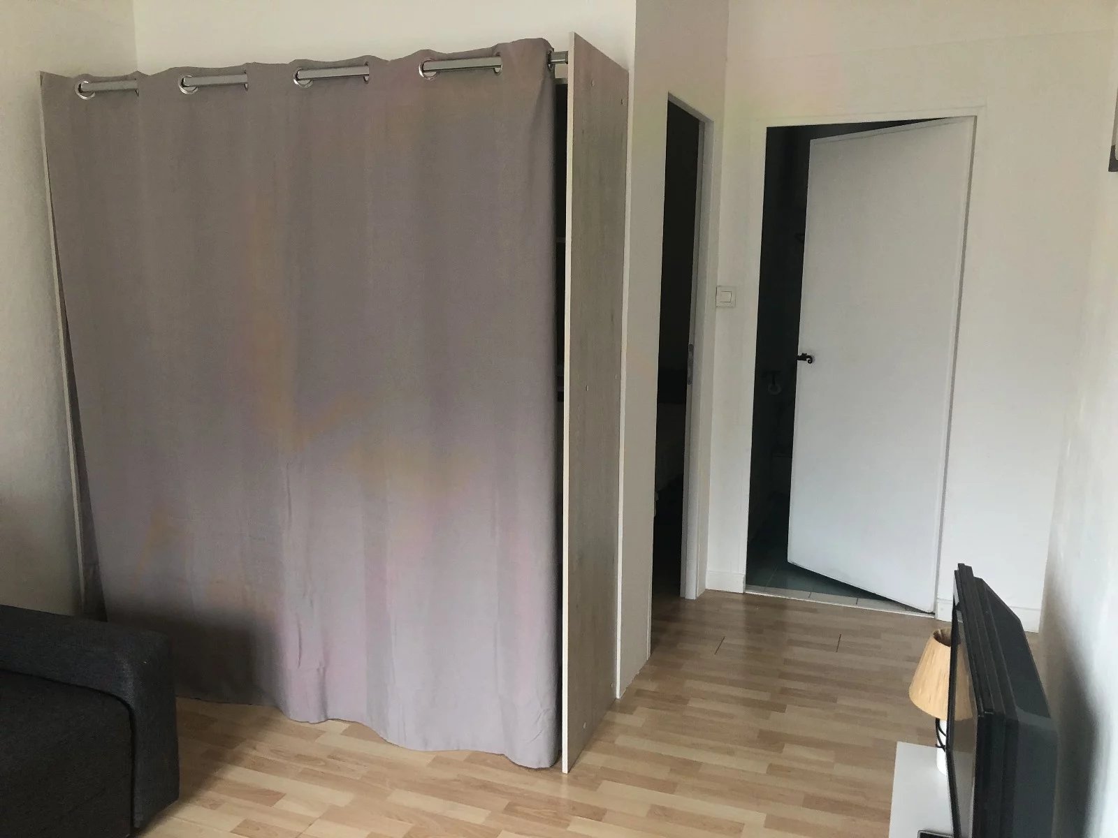 APARTMENT IN THE HEART OF COTIGNAC