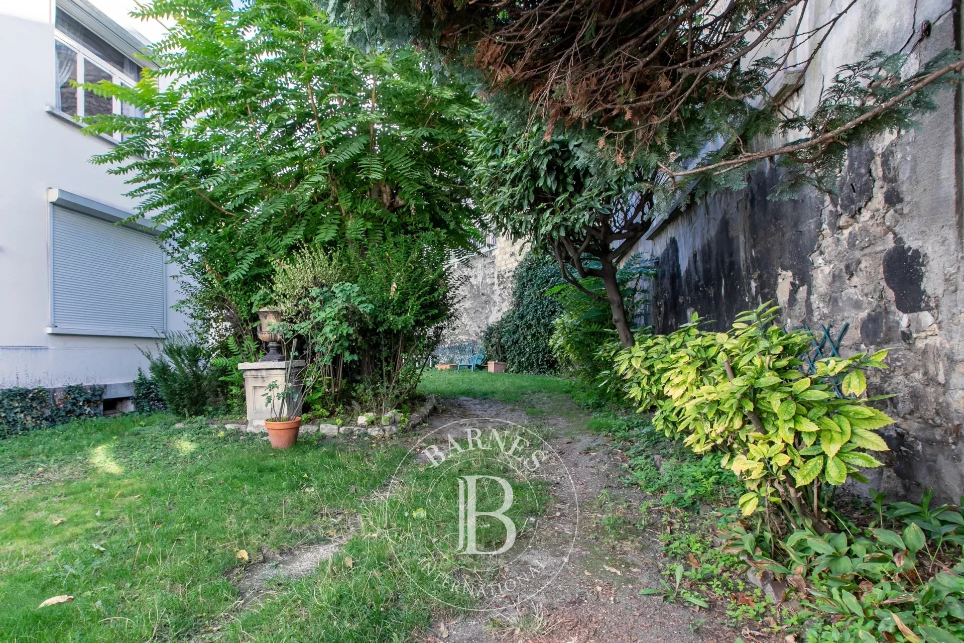 Daire Paris 10ème - picture 12