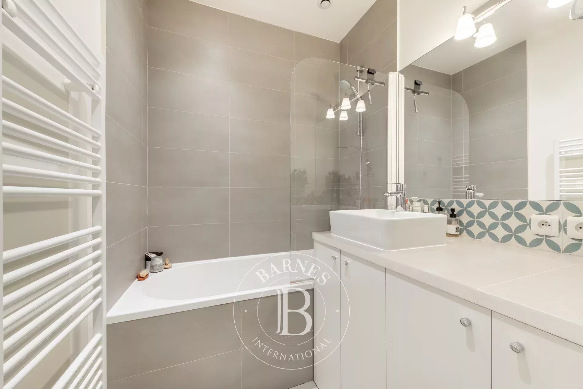 Daire Paris 9ème - picture 8