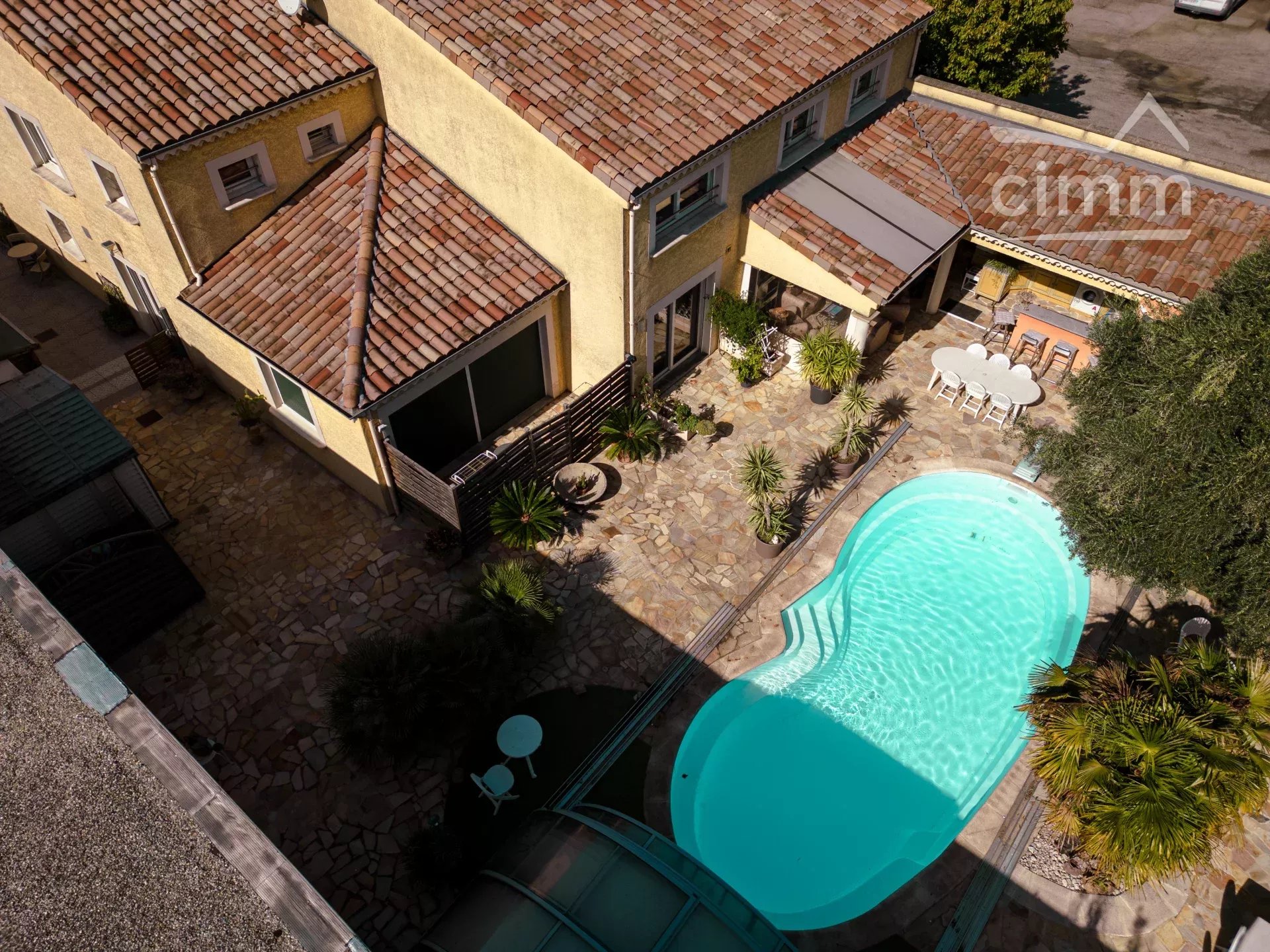 Agence immobilière de 