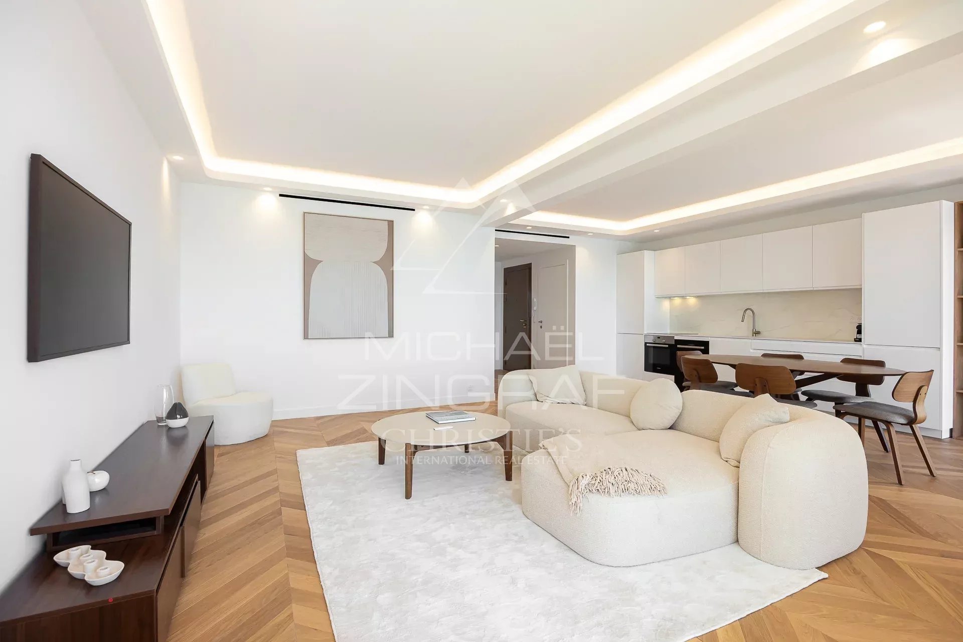 2 Bedroom Apartment/Flat's Image 5