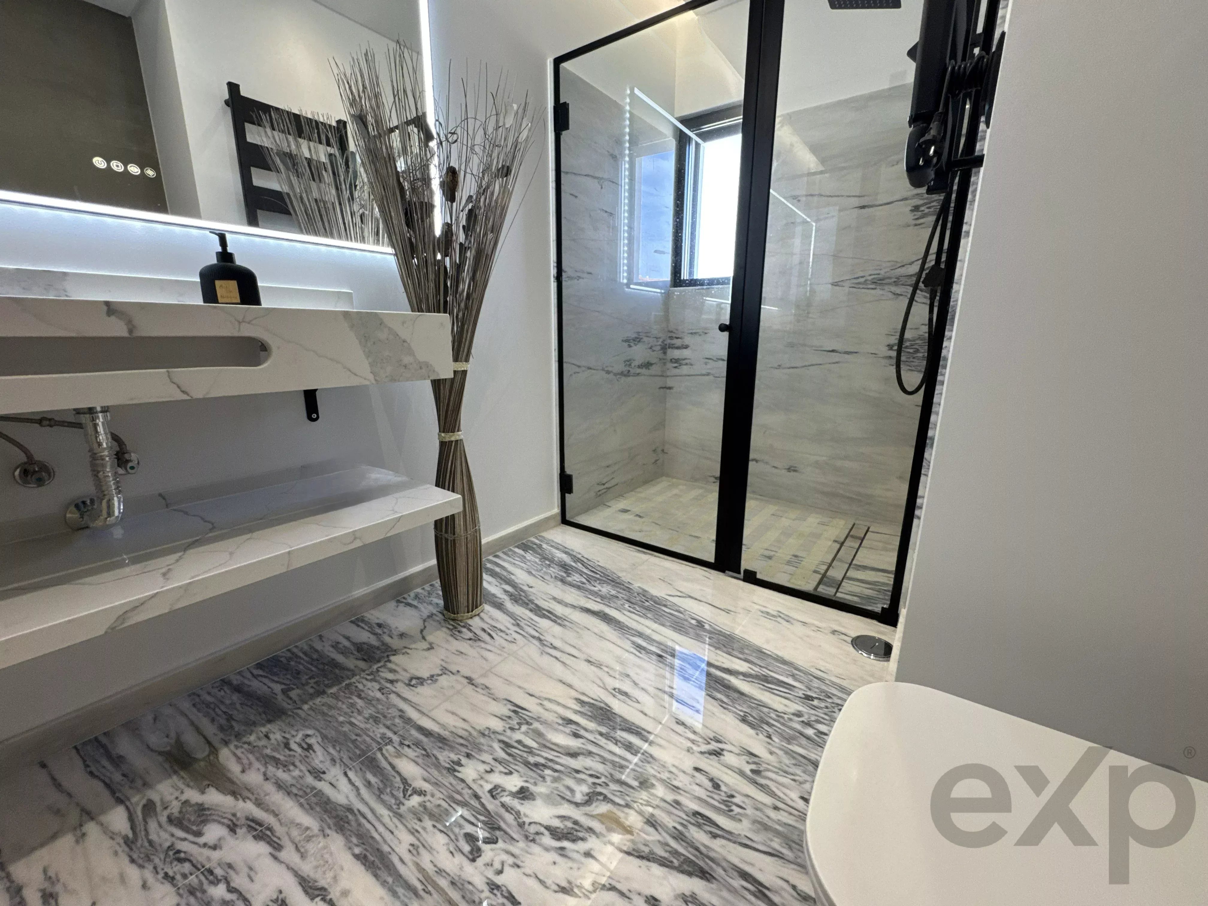 Luxury Single Home in Estoril Golf - 3 Suites with Private Resort 86843974 image 10