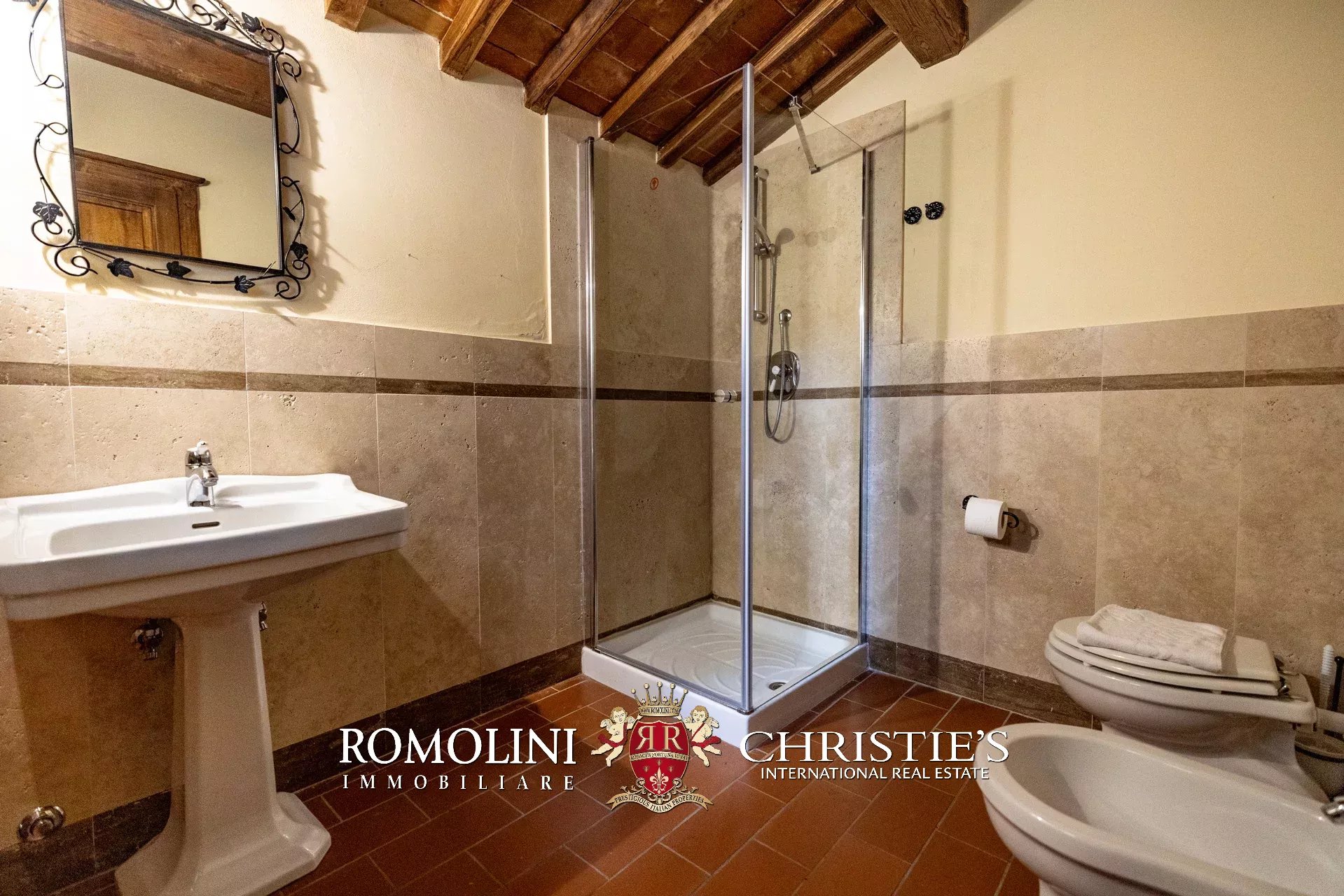 6 Bedroom Villa/Townhouse's Image 64