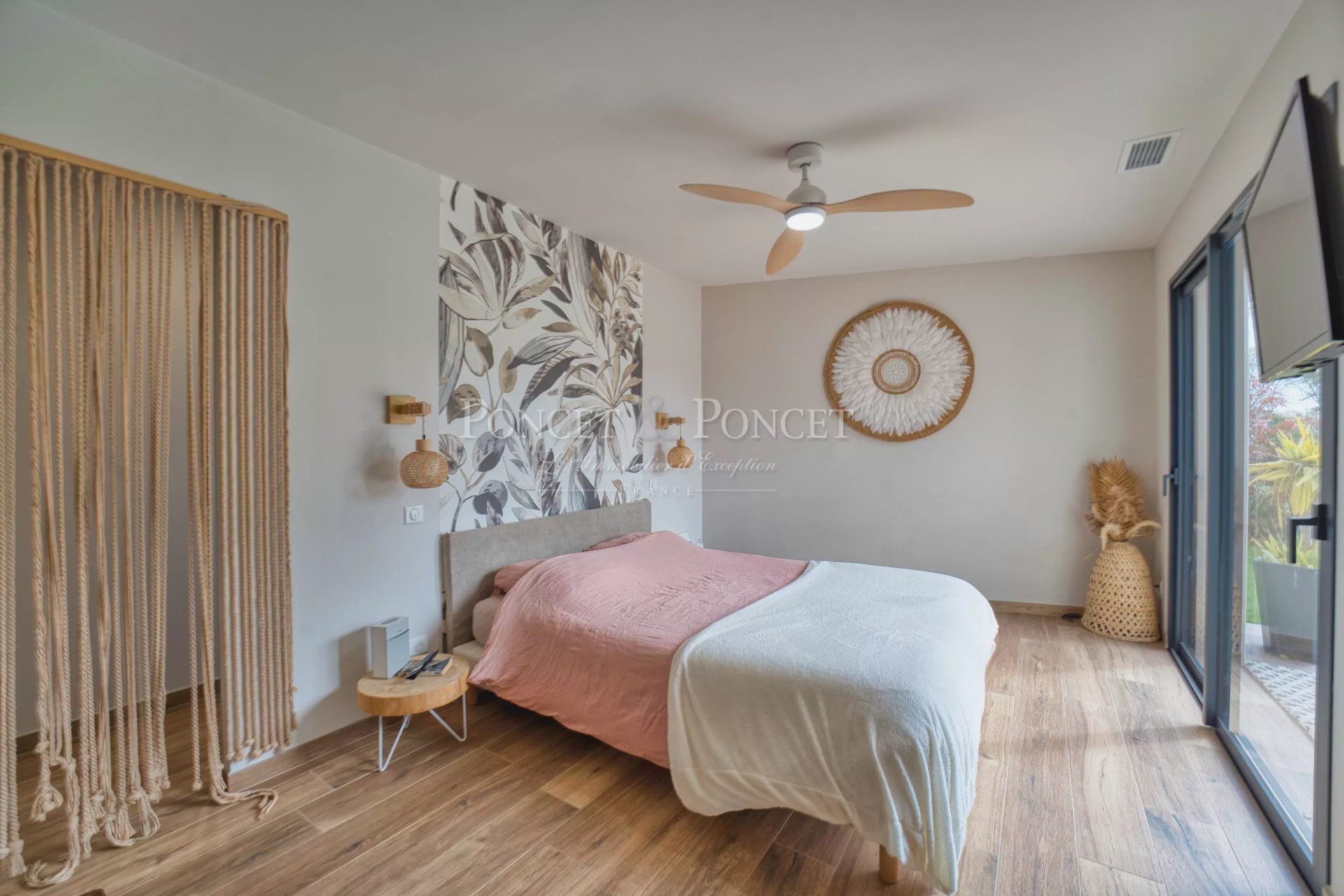4 Bedroom Villa/Townhouse's Image 5