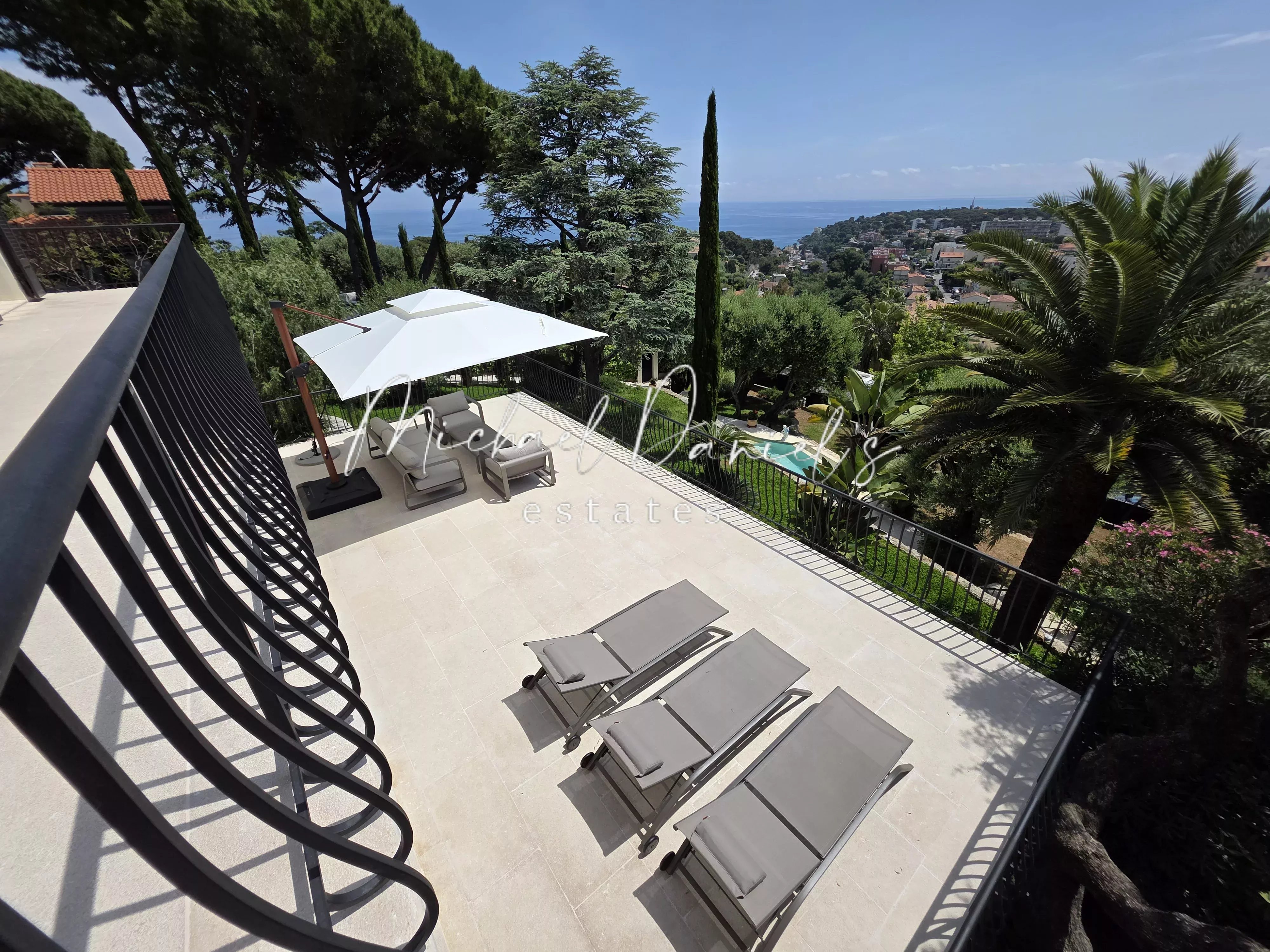 Villa entièrement rénové a Roqubrune-Cap-Martin