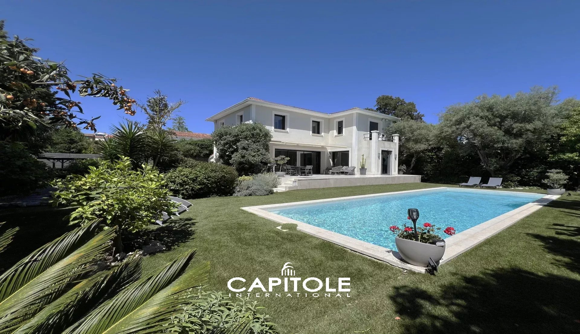 Agence immobilière de 