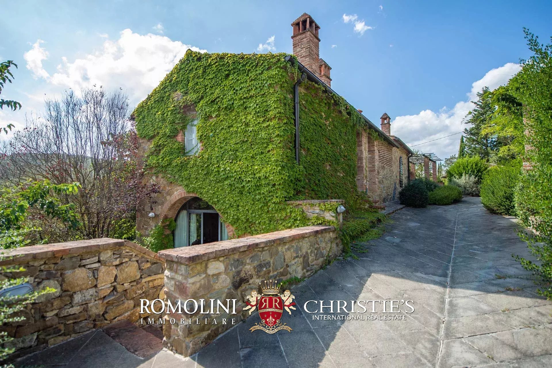 25 Bedroom Villa/Townhouse's Image 22