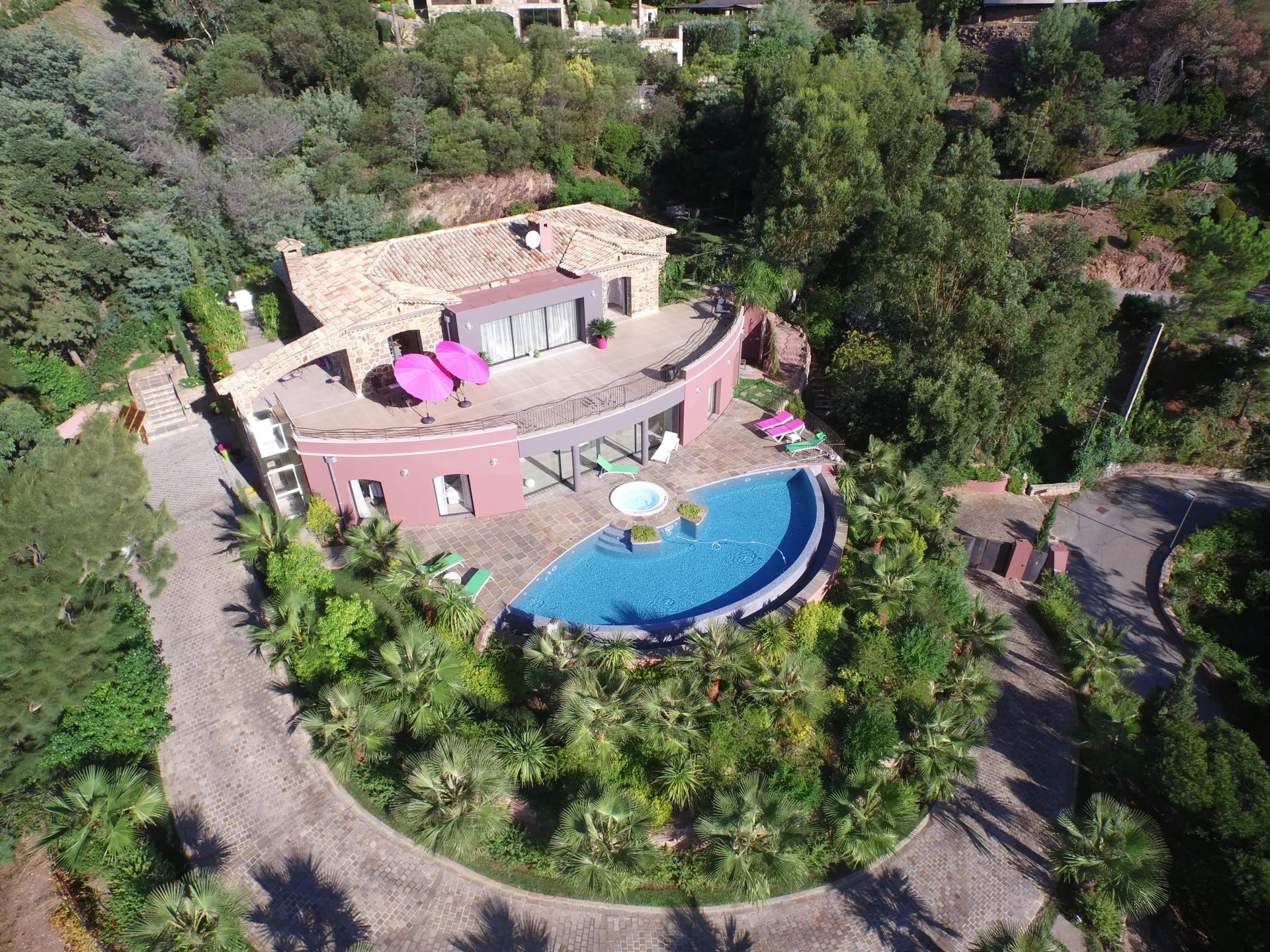 VILLA THÉOULE SUR MER — photo 4