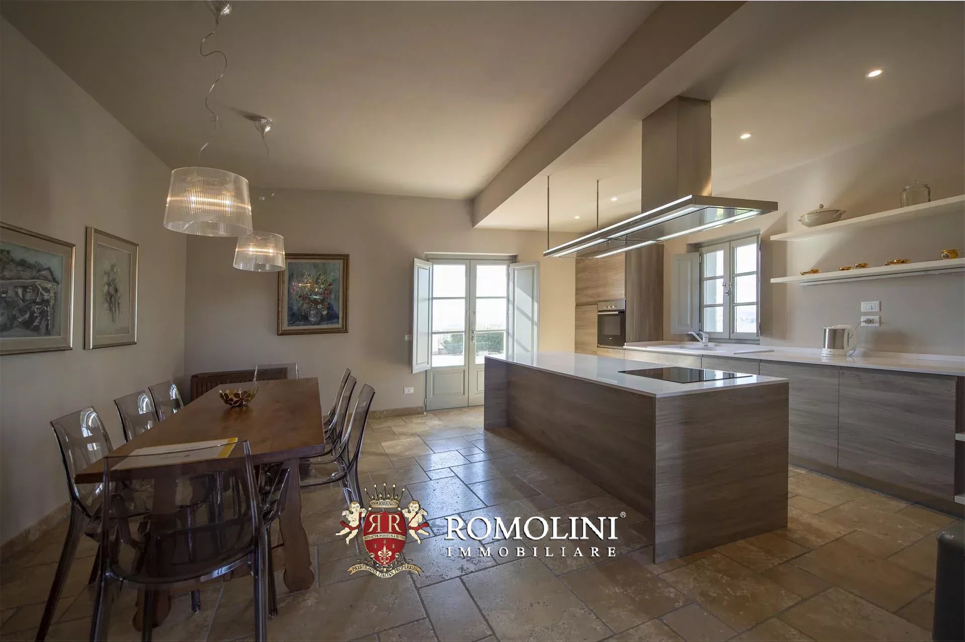 11 Bedroom Vineyard's Image 75
