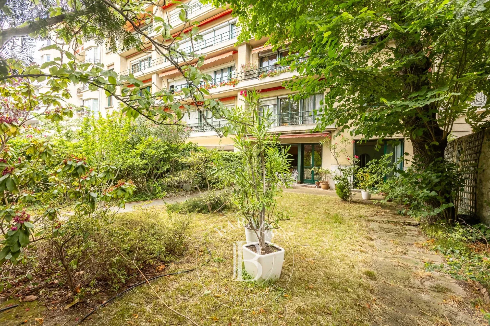 Neuilly-sur-Seine  - Piso 5 Cuartos 3 Habitaciones - picture 16