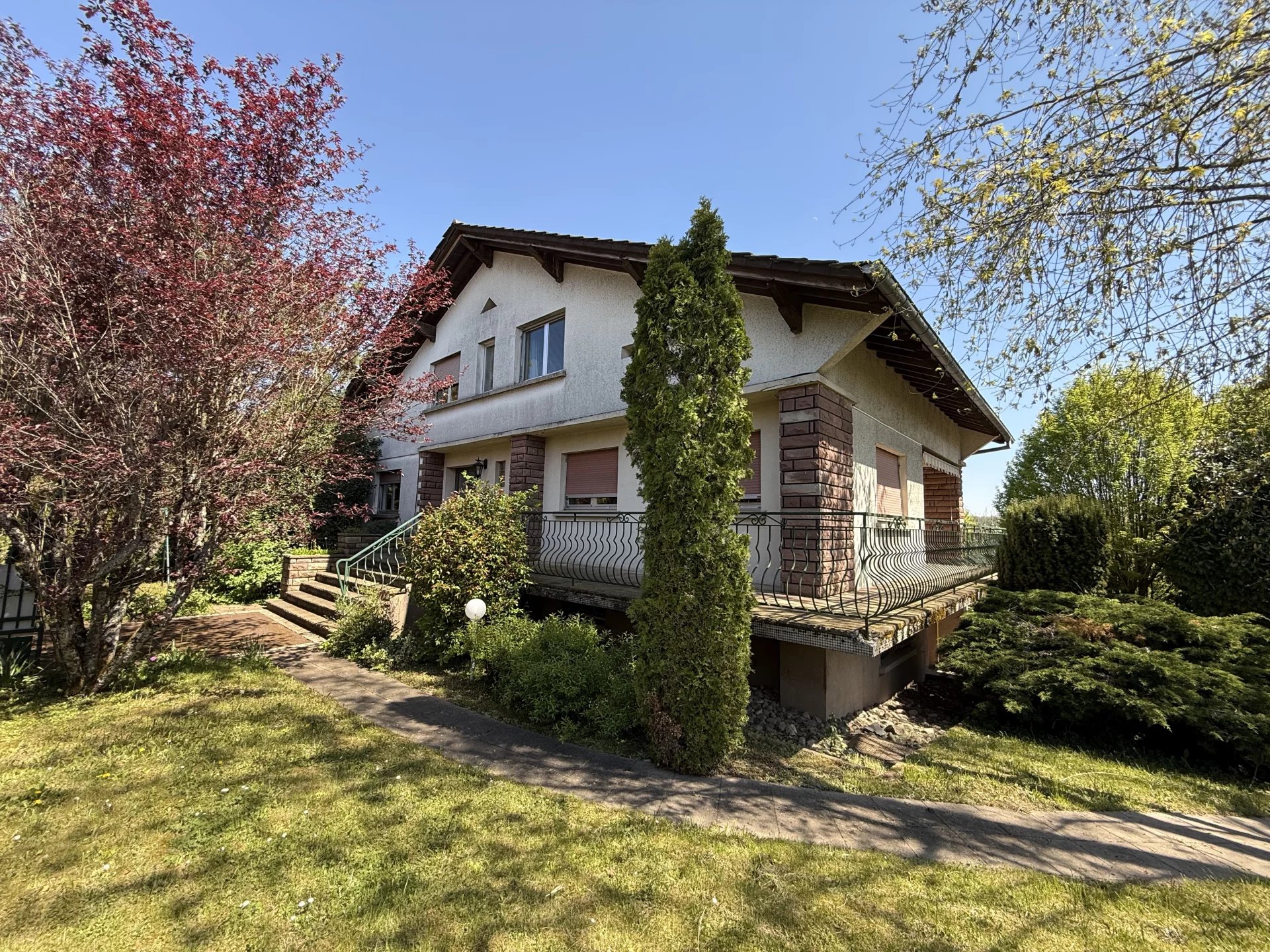 A vendre - Maison 9 pièces de 220 m2