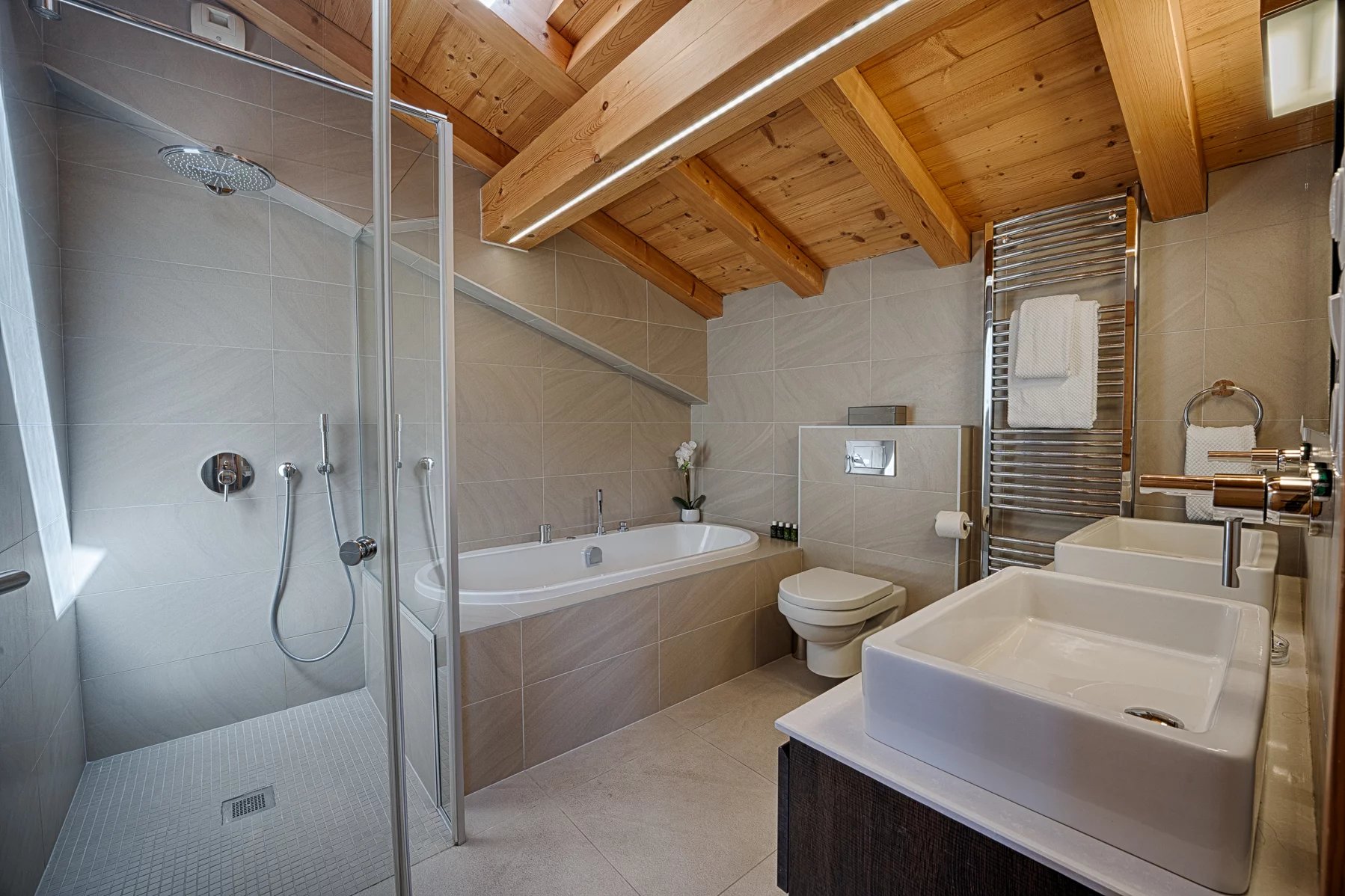 Photo of MONTRIOND - Exceptional 5-bedroom chalet in Montriond with cinema room and large garden