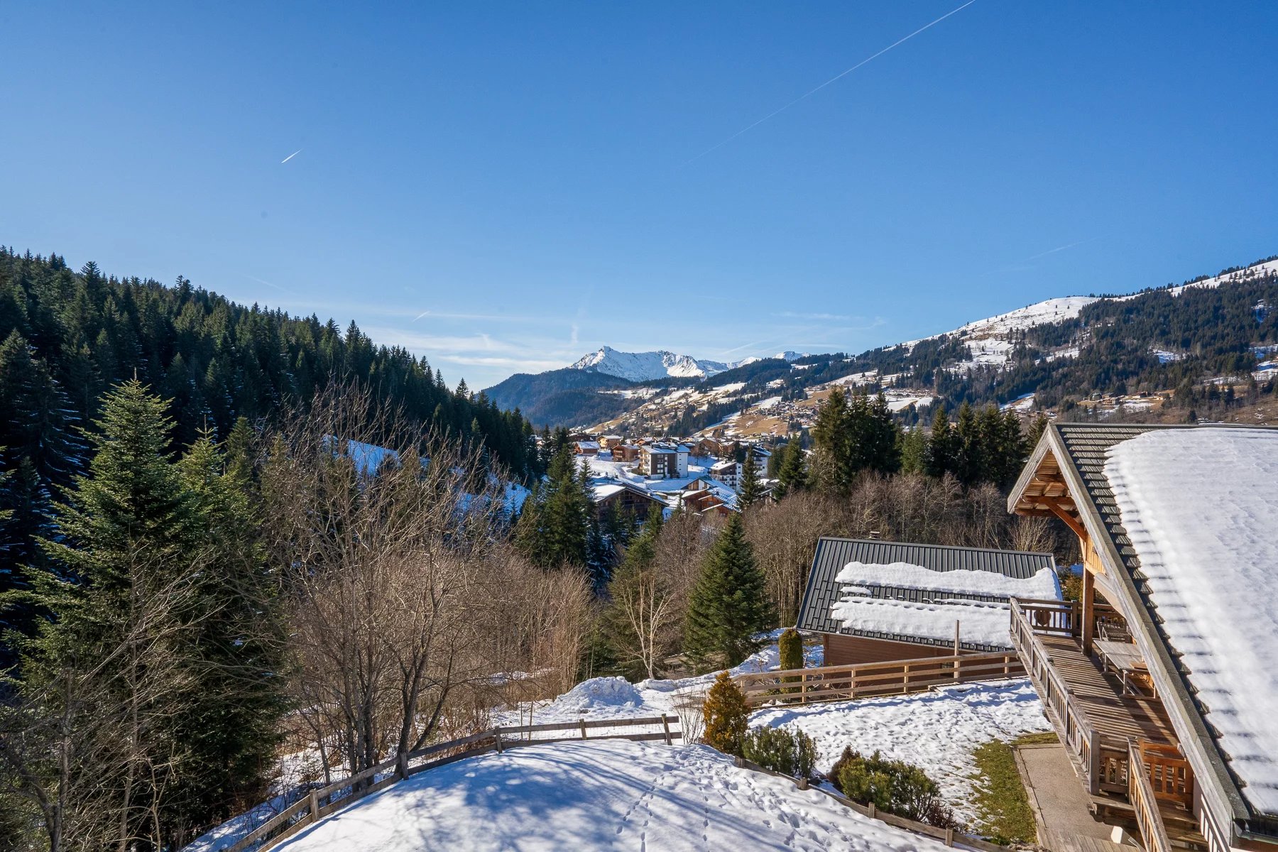 Photo of LES GETS - 5 bedroom chalet in Les Gets