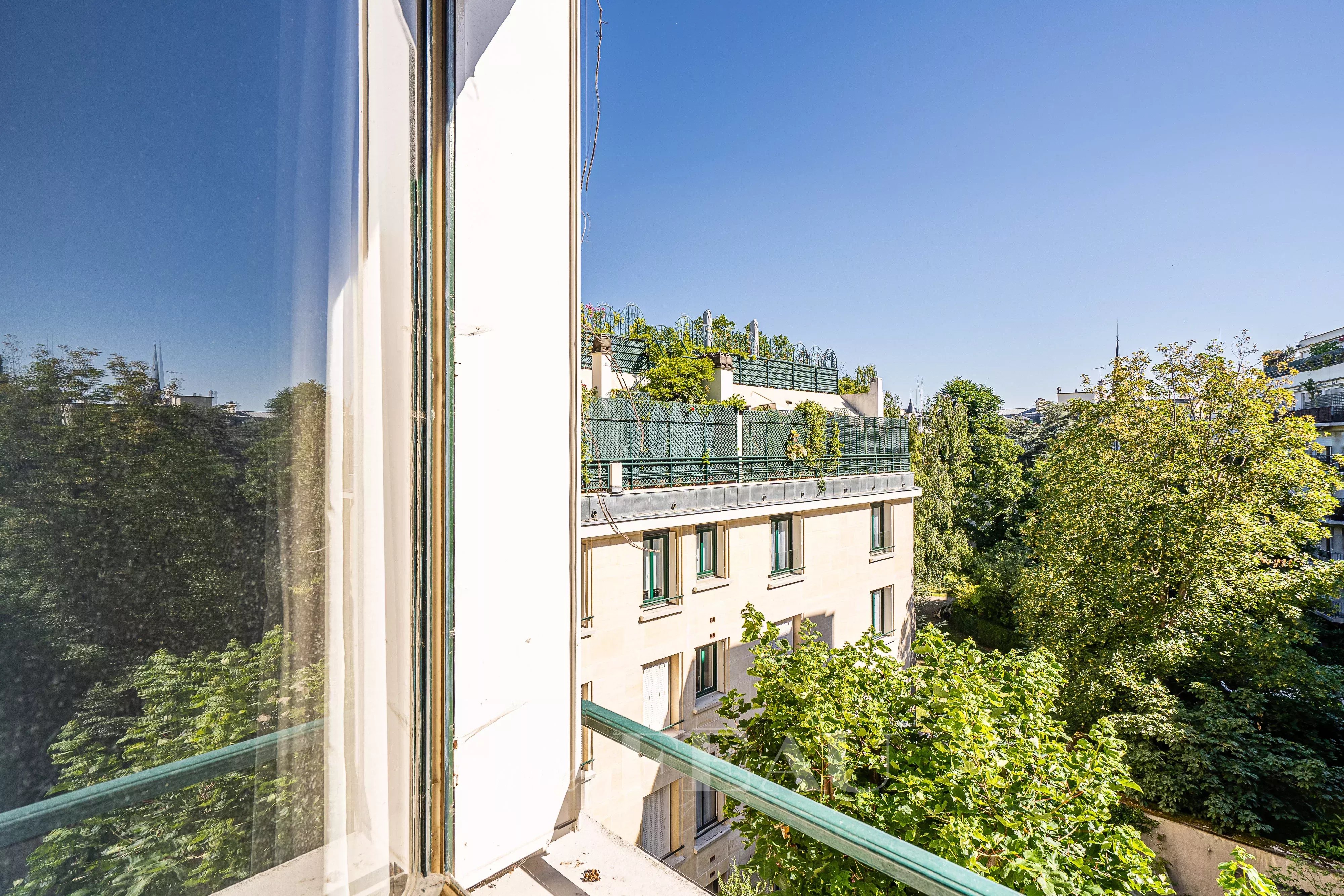 Sale Apartment Neuilly-sur-Seine