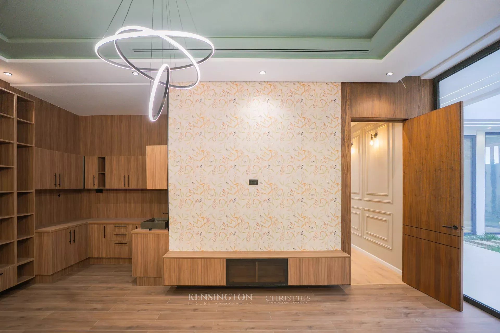 4 Bedroom Villa/Townhouse's Image 20