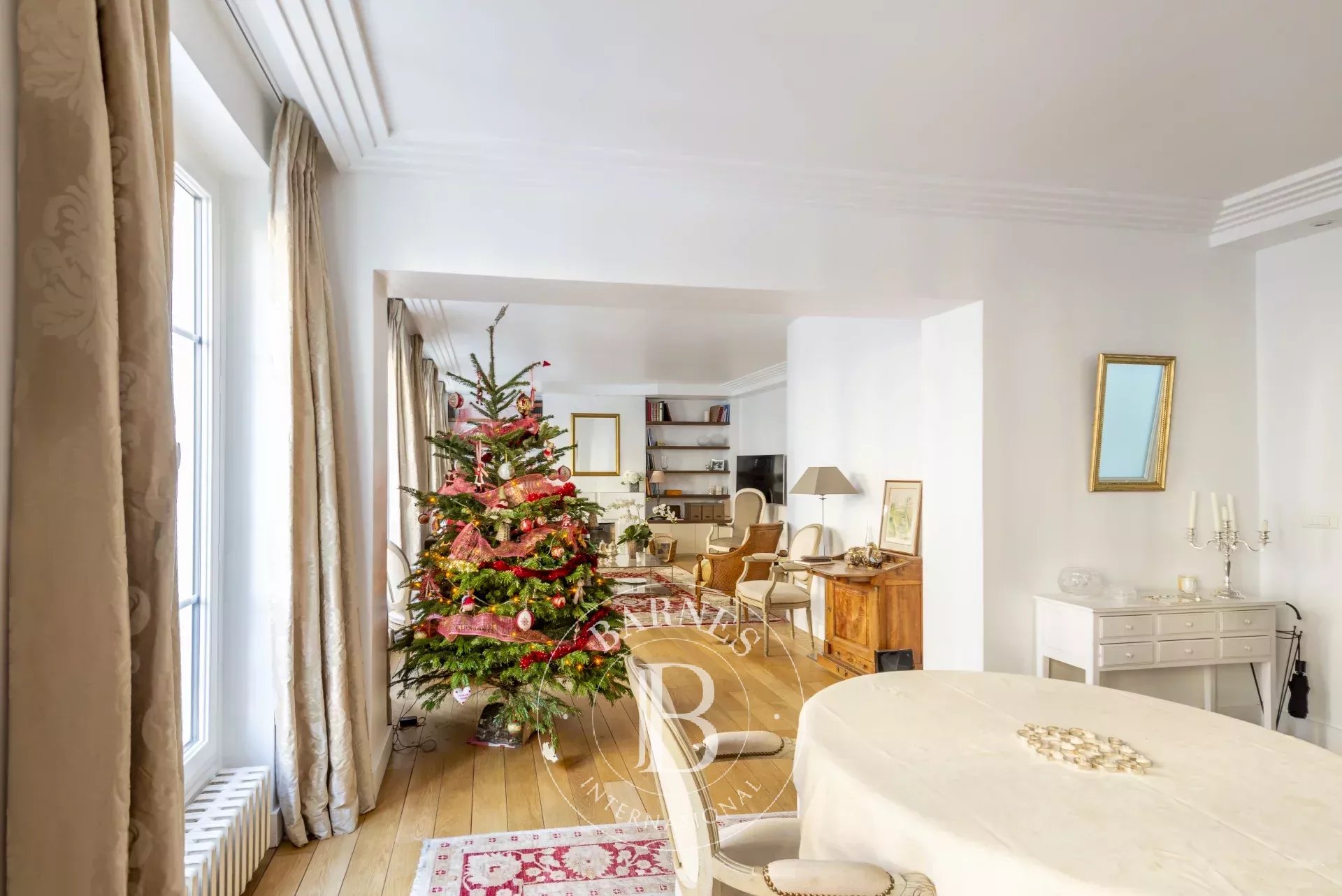 4-BEDROOM FAMILY APARTMENT FOR SALE - NEUILLY / CHEZY PERRONET - picture 20