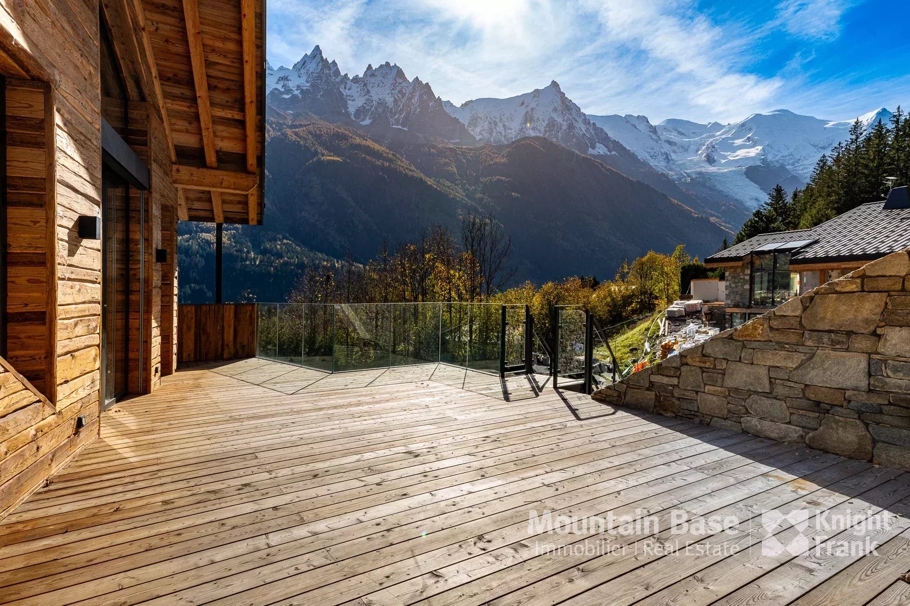 A top quality, 5-bedroom new-build chalet with exceptional mountain views in Chamonix Accommodation in Chamonix