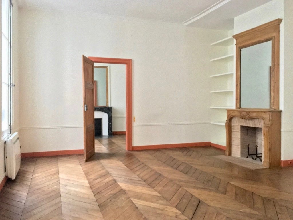 Agence immobilière de Un Appartement À Paris