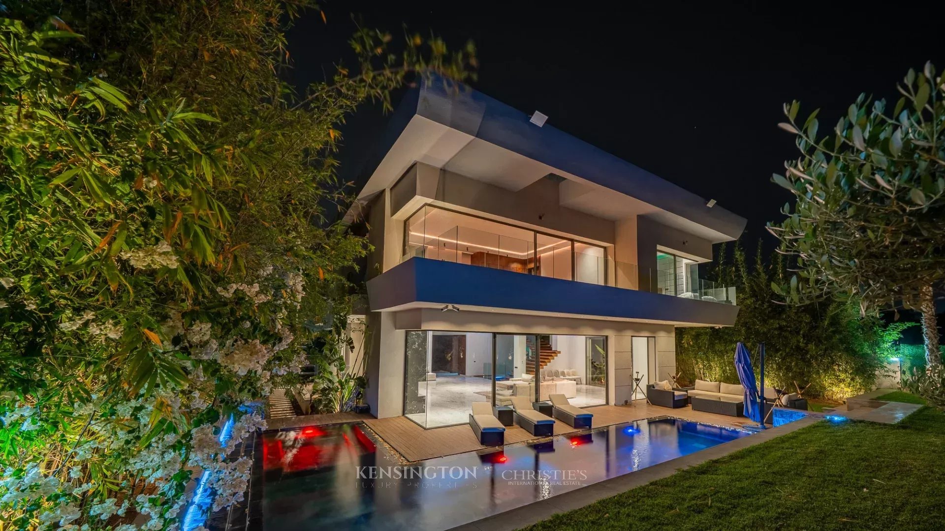 5 Bedroom Villa/Townhouse's Image 70