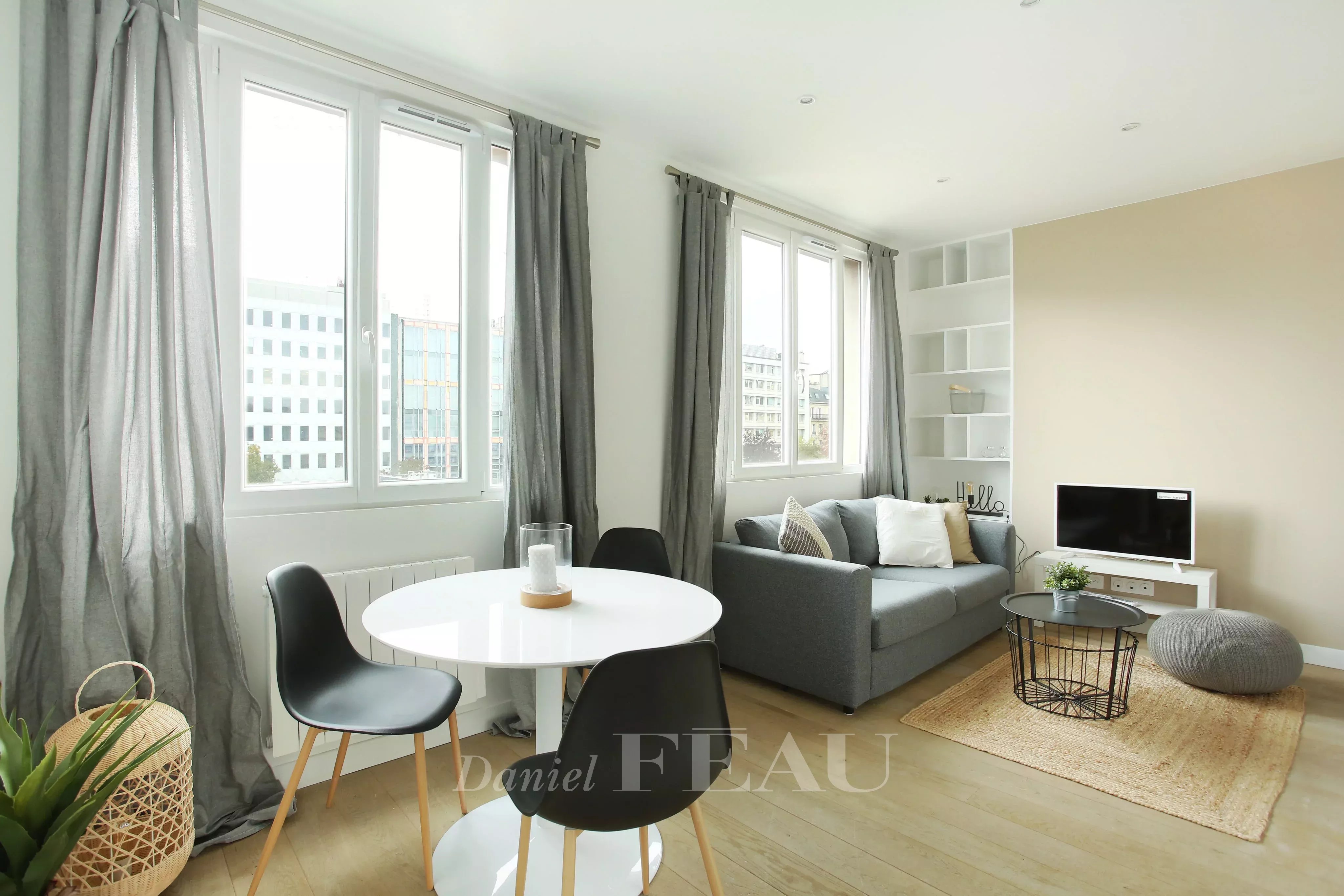 Rental Apartment Neuilly-sur-Seine
