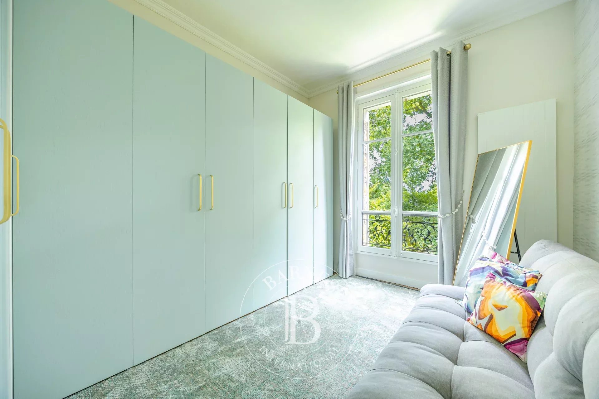Vaucresson  - House 5 Bedrooms - picture 14