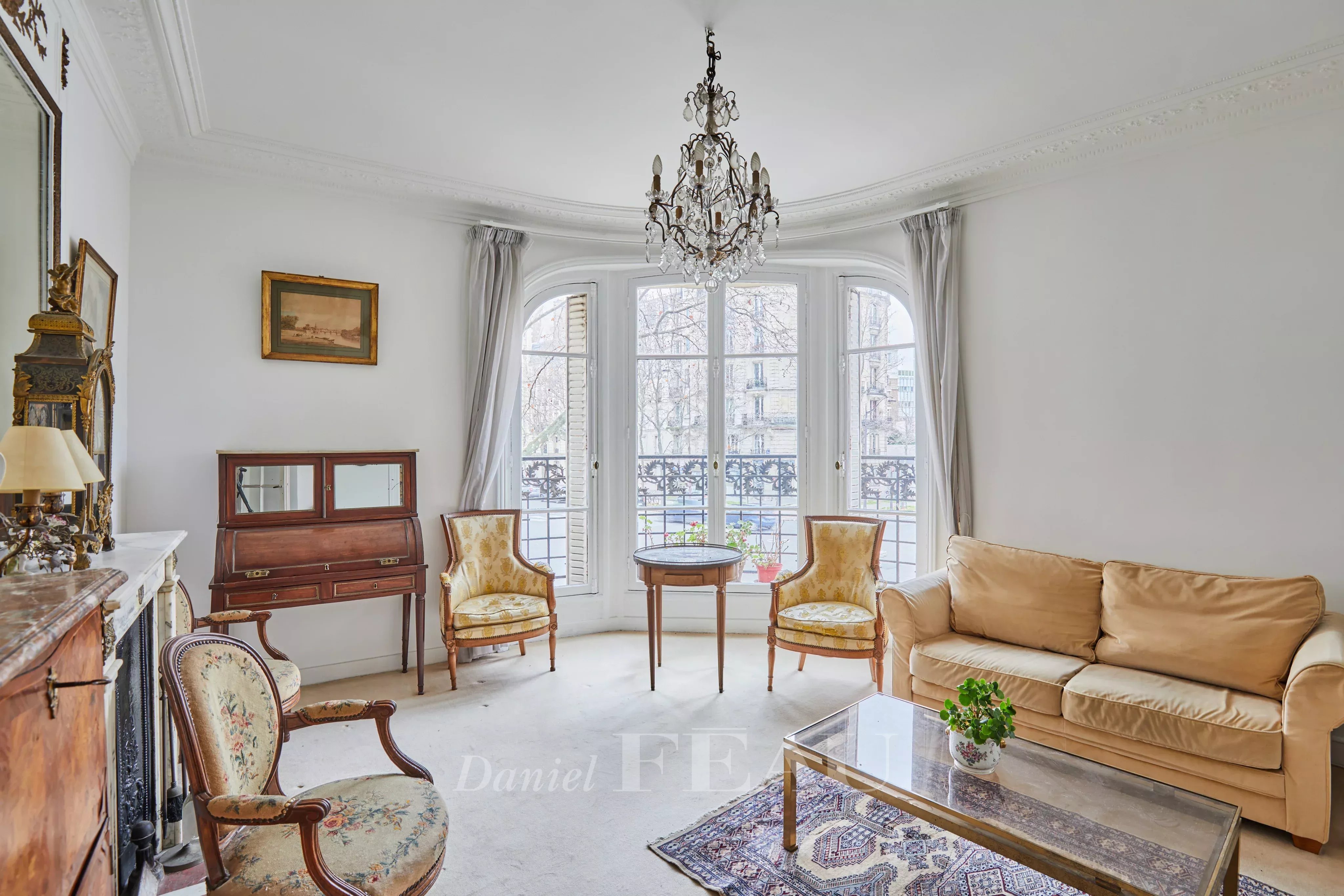 Sale Apartment Paris 7th