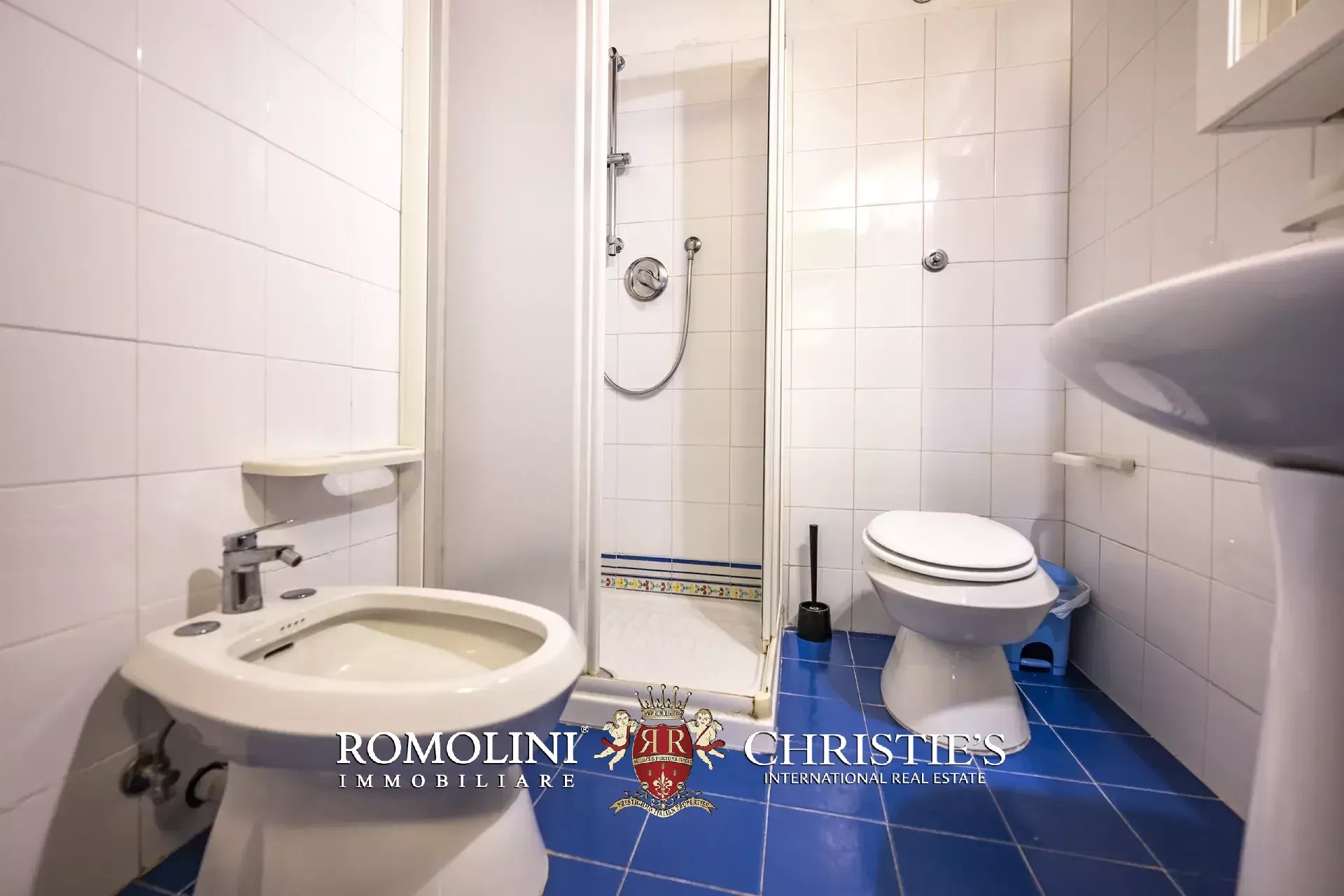 24 Bedroom Villa/Townhouse's Image 71