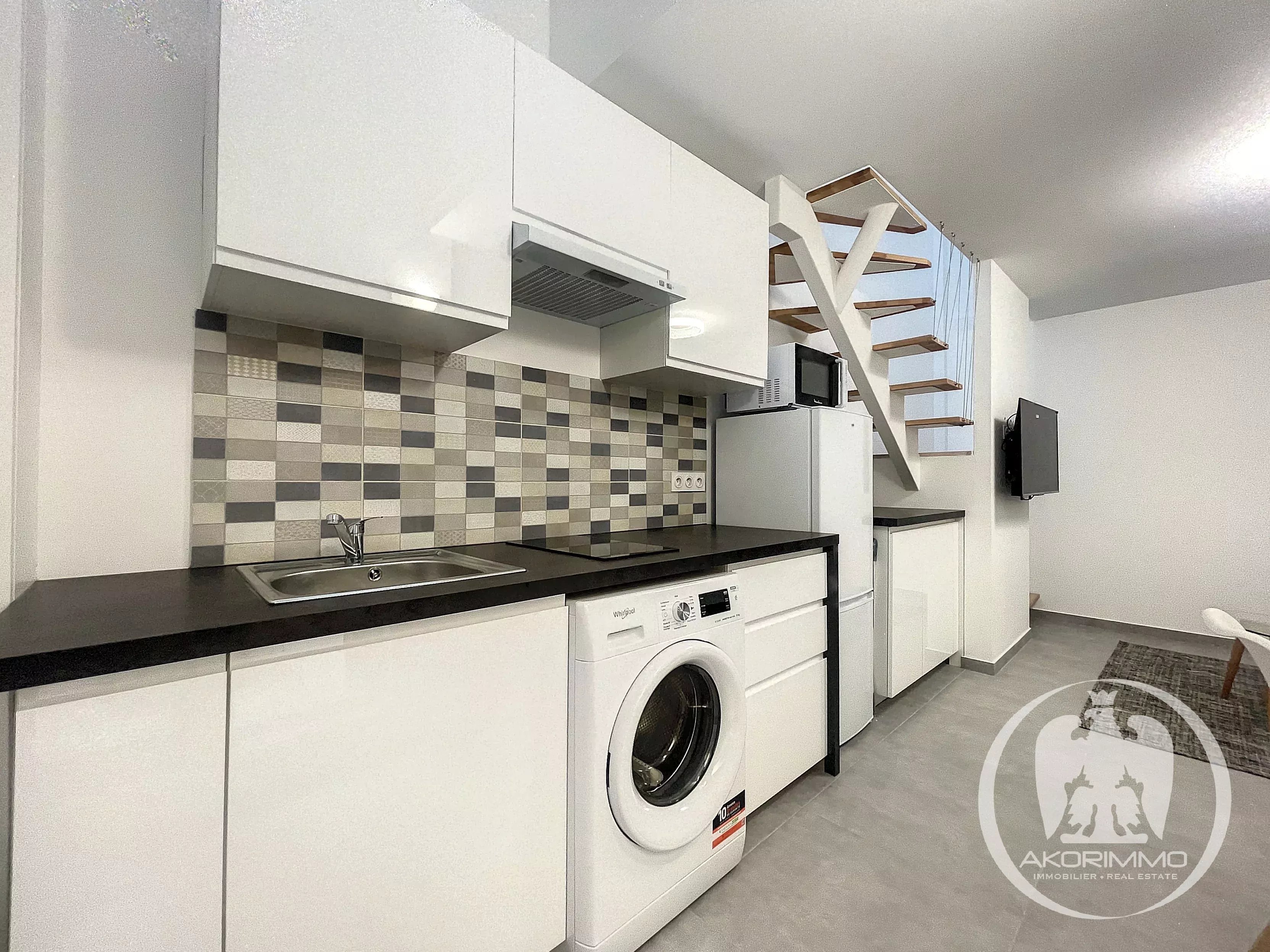 <span class='fw-semibold text-nowrap'>Appartamento</span>  - <span class='text-nowrap'>2 stanze</span>  - <span class='text-nowrap'>25.42 m²</span> - <span class='text-nowrap'> &l