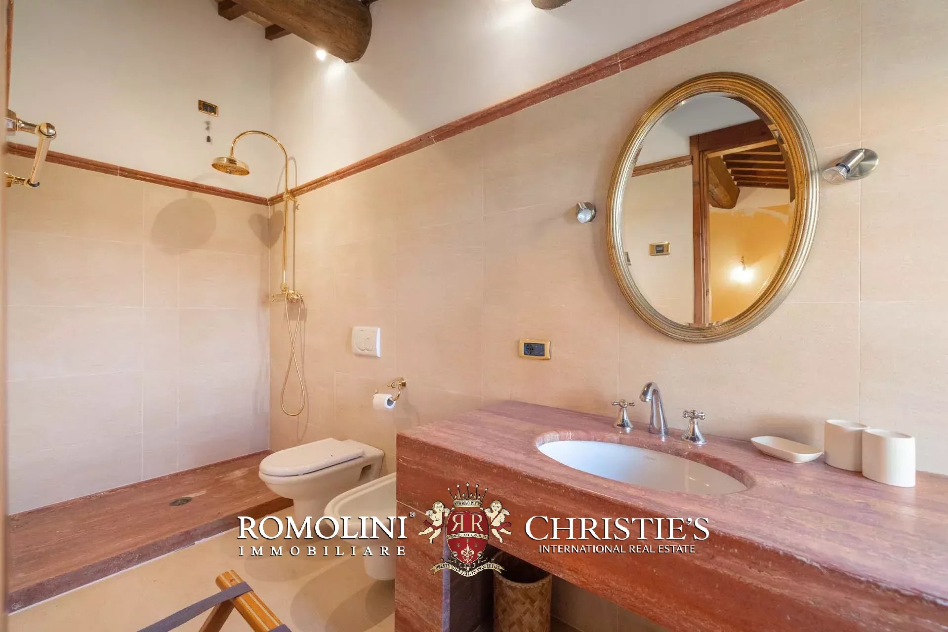 10 Bedroom Villa/Townhouse's Image 134