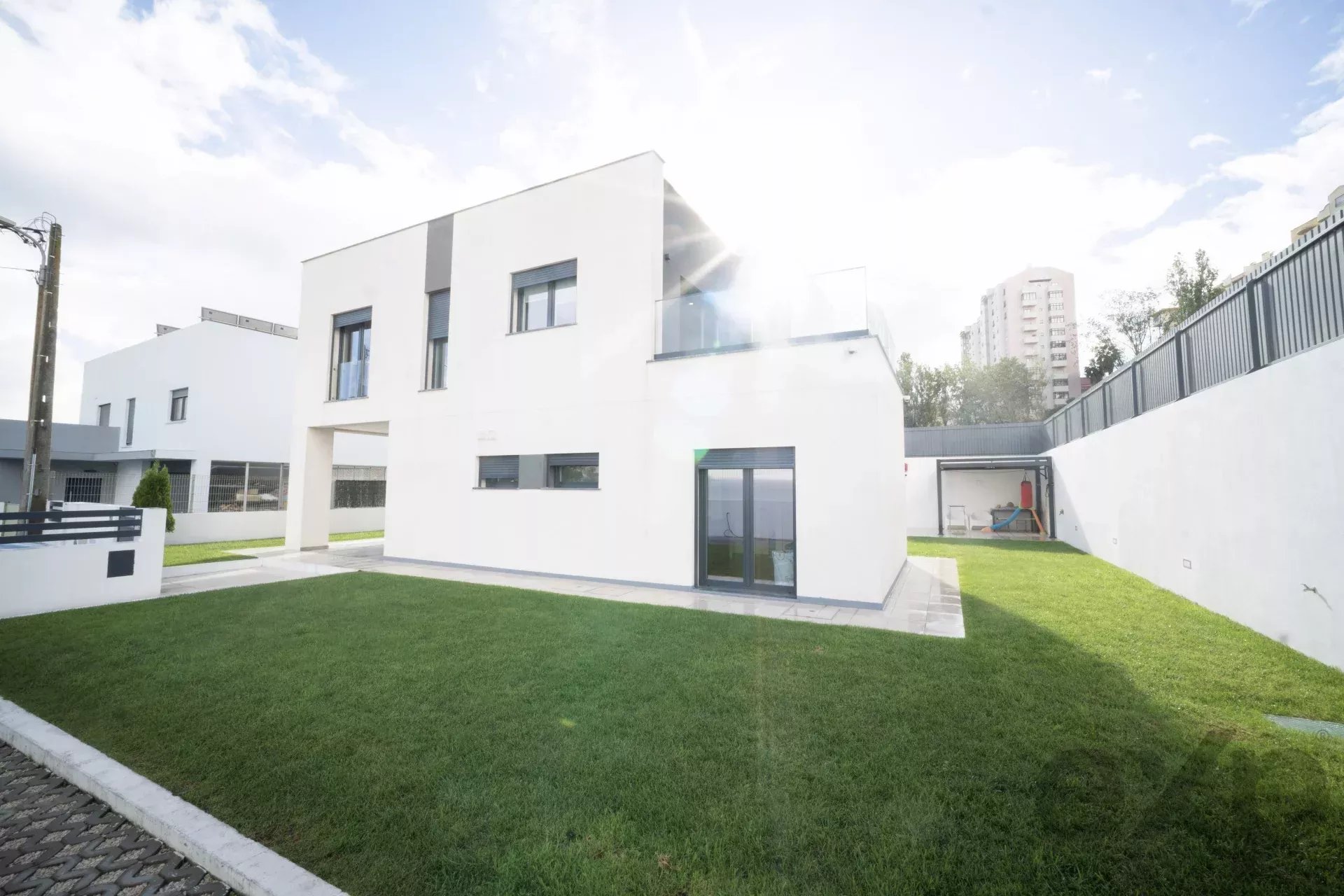 Excellent new 4-bedroom villa with pool 86417771 image 28