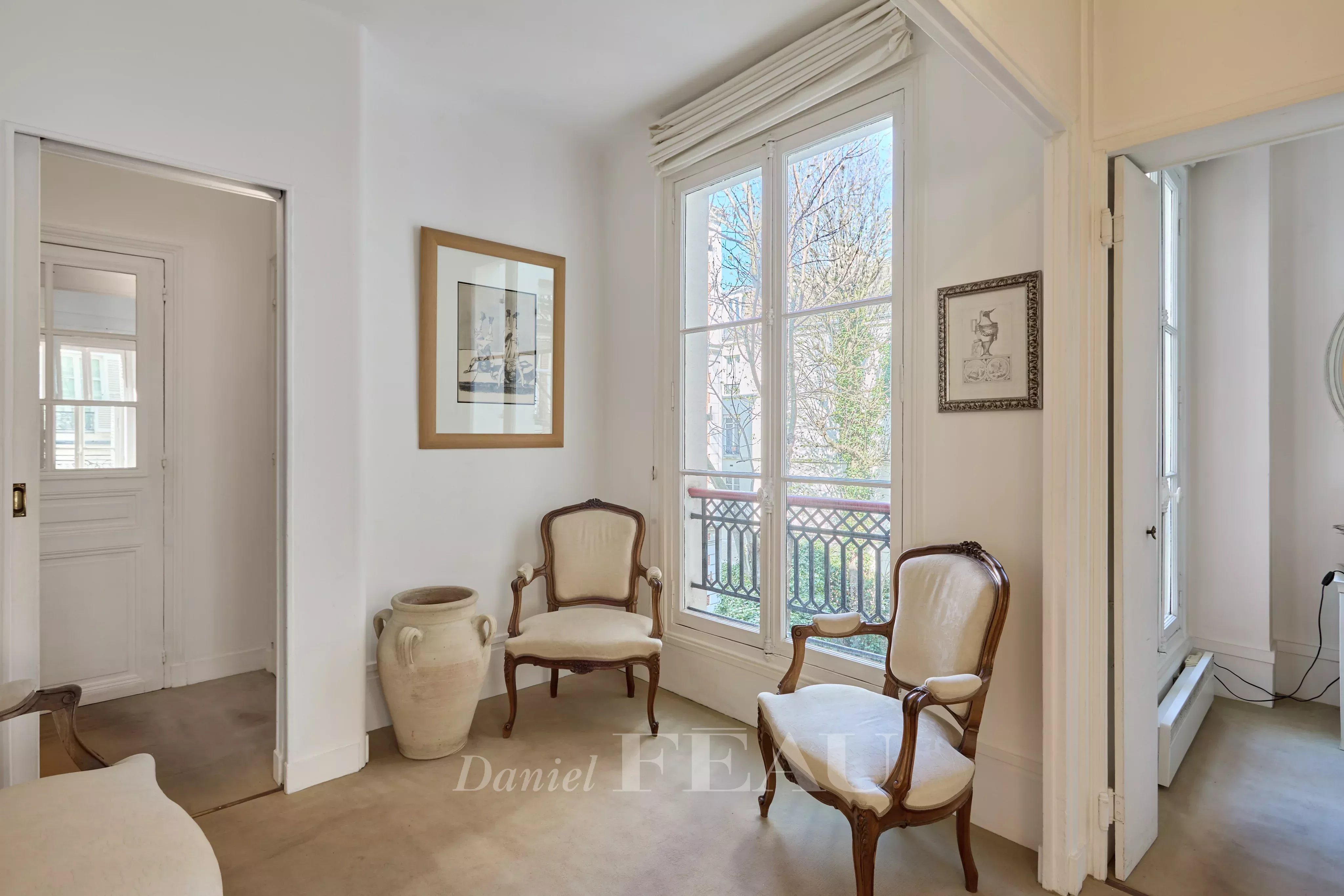 Sale Apartment Paris 6th