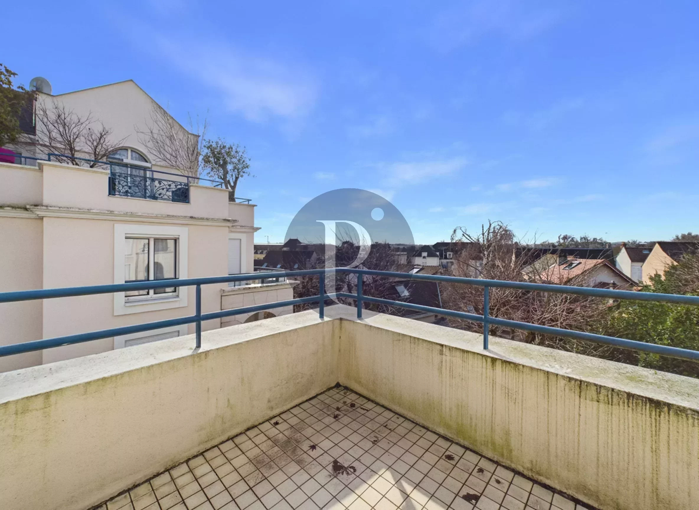 vente-appartement-5-pieces-verrieres-le-buisson-86275440