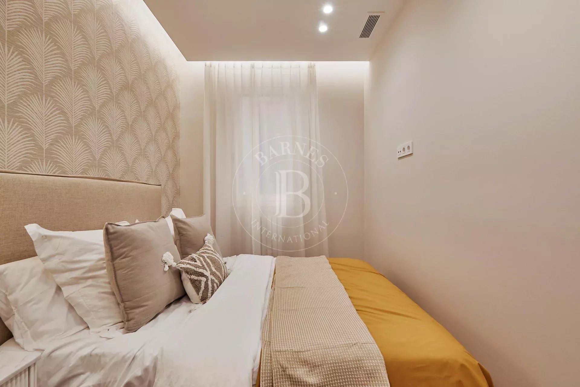 Daire Madrid - picture 16