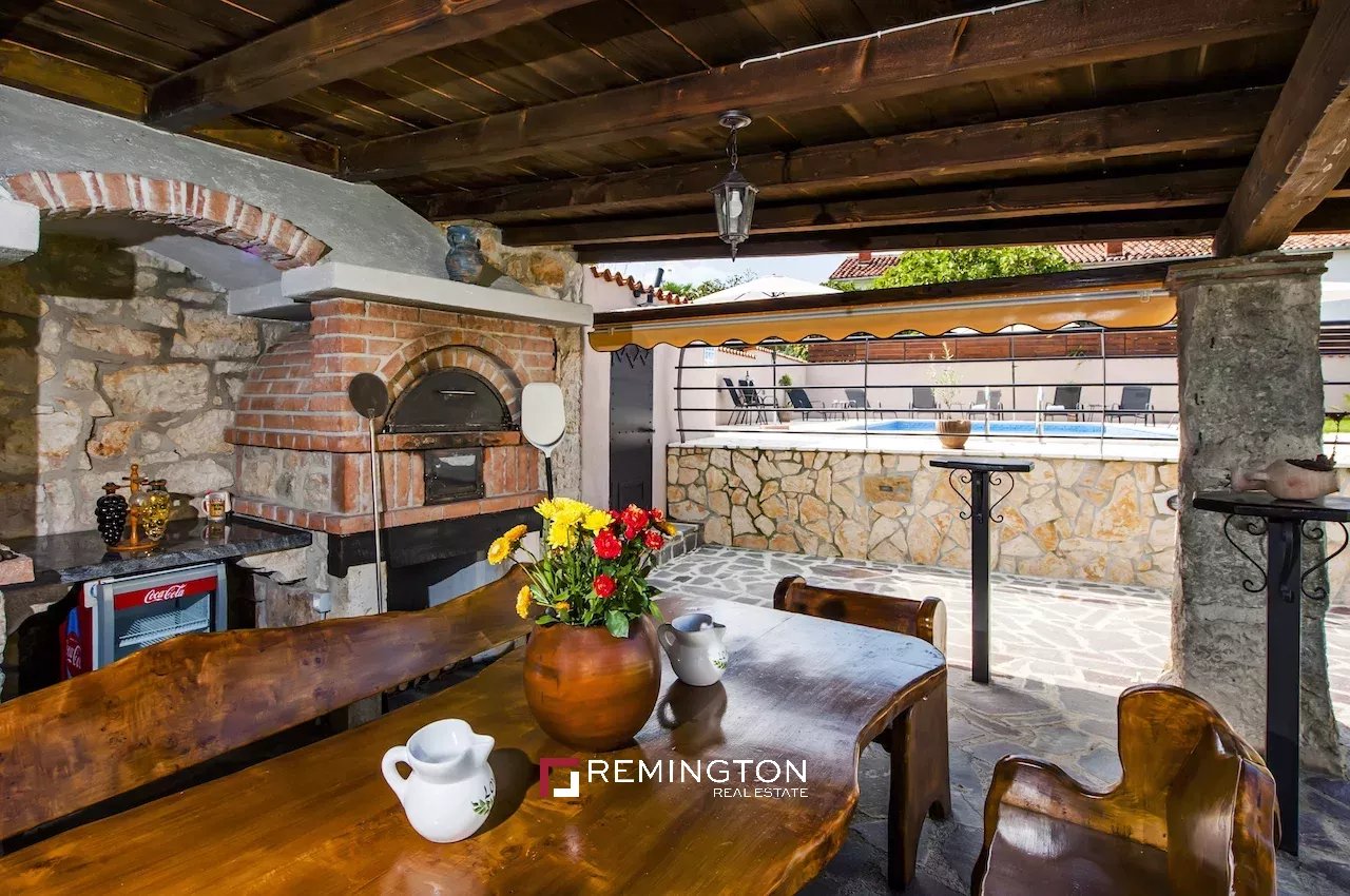 4 Bedroom Villa/Townhouse's Image 6