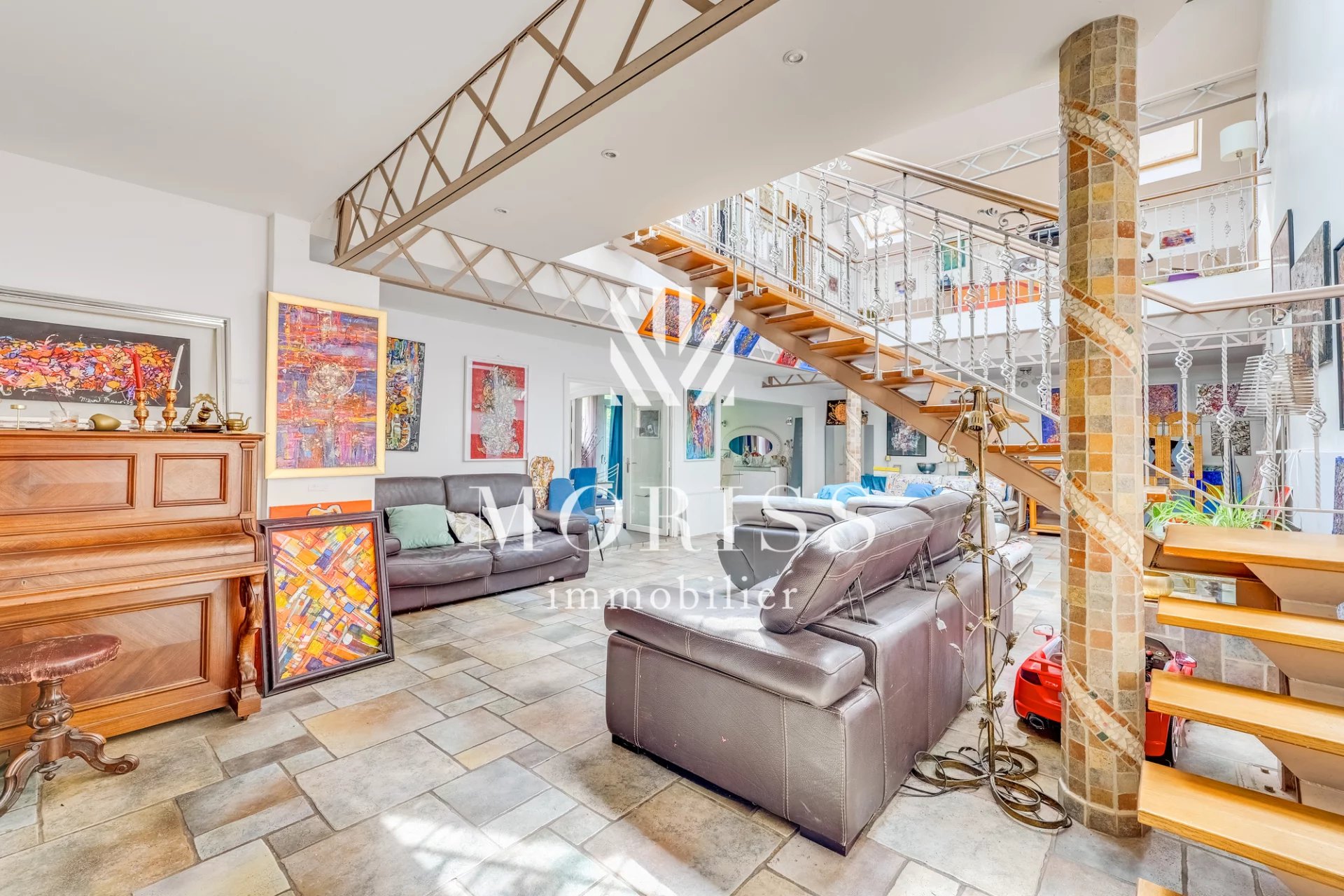Joinville-le-Pont - Maison familiale de 225 m² avec jardin - Image Array
