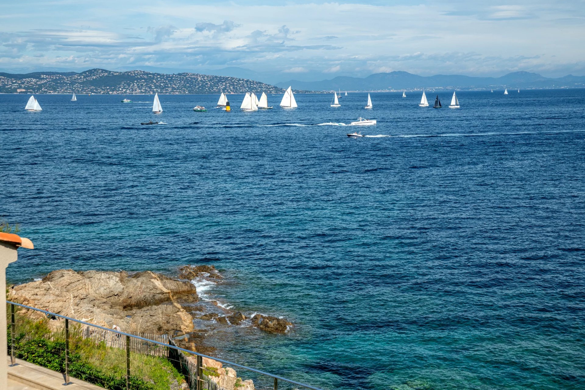 Waterfront villa with direct sea access in Saint-Tropez