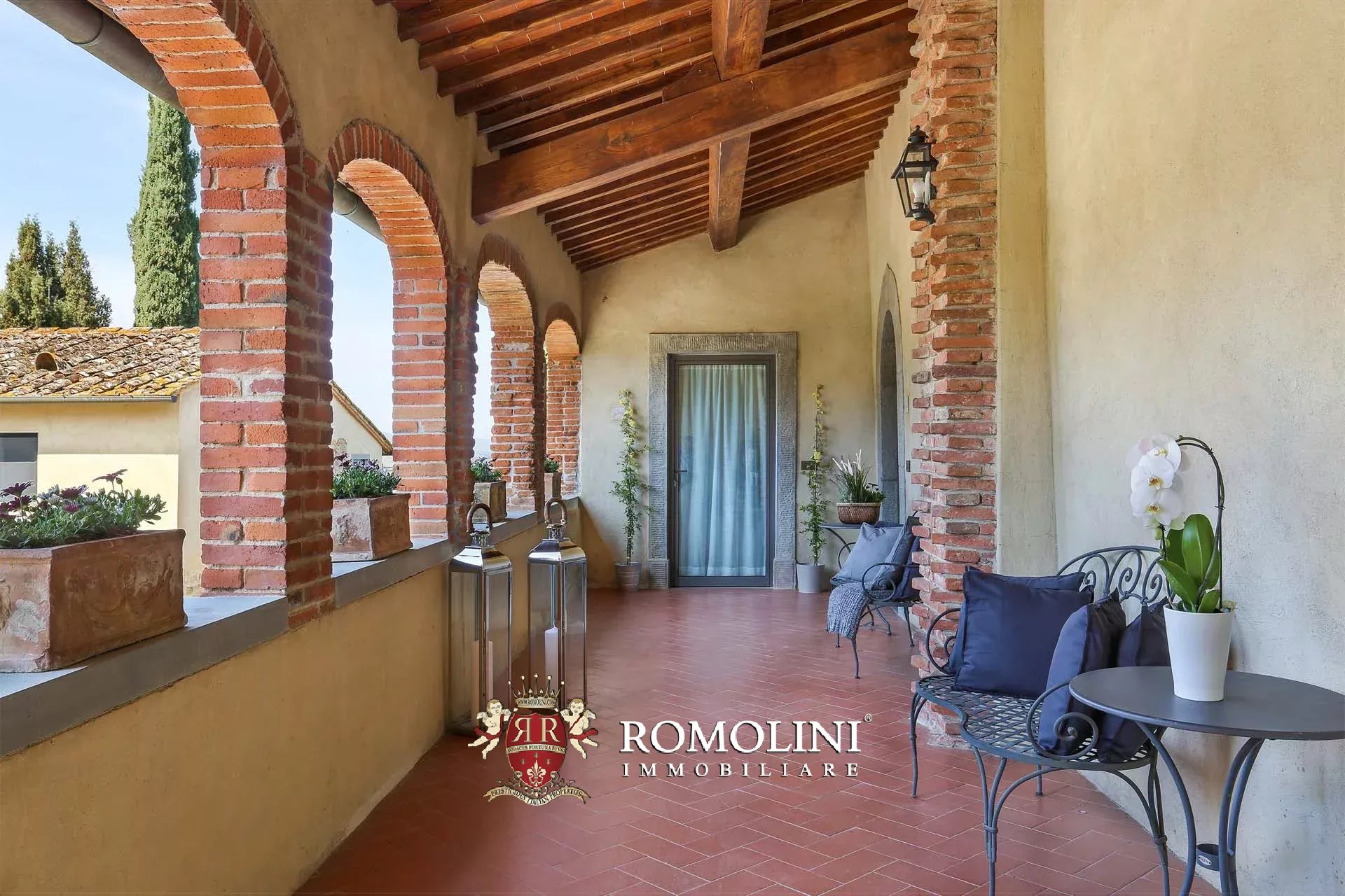 25 Bedroom Vineyard's Image 46