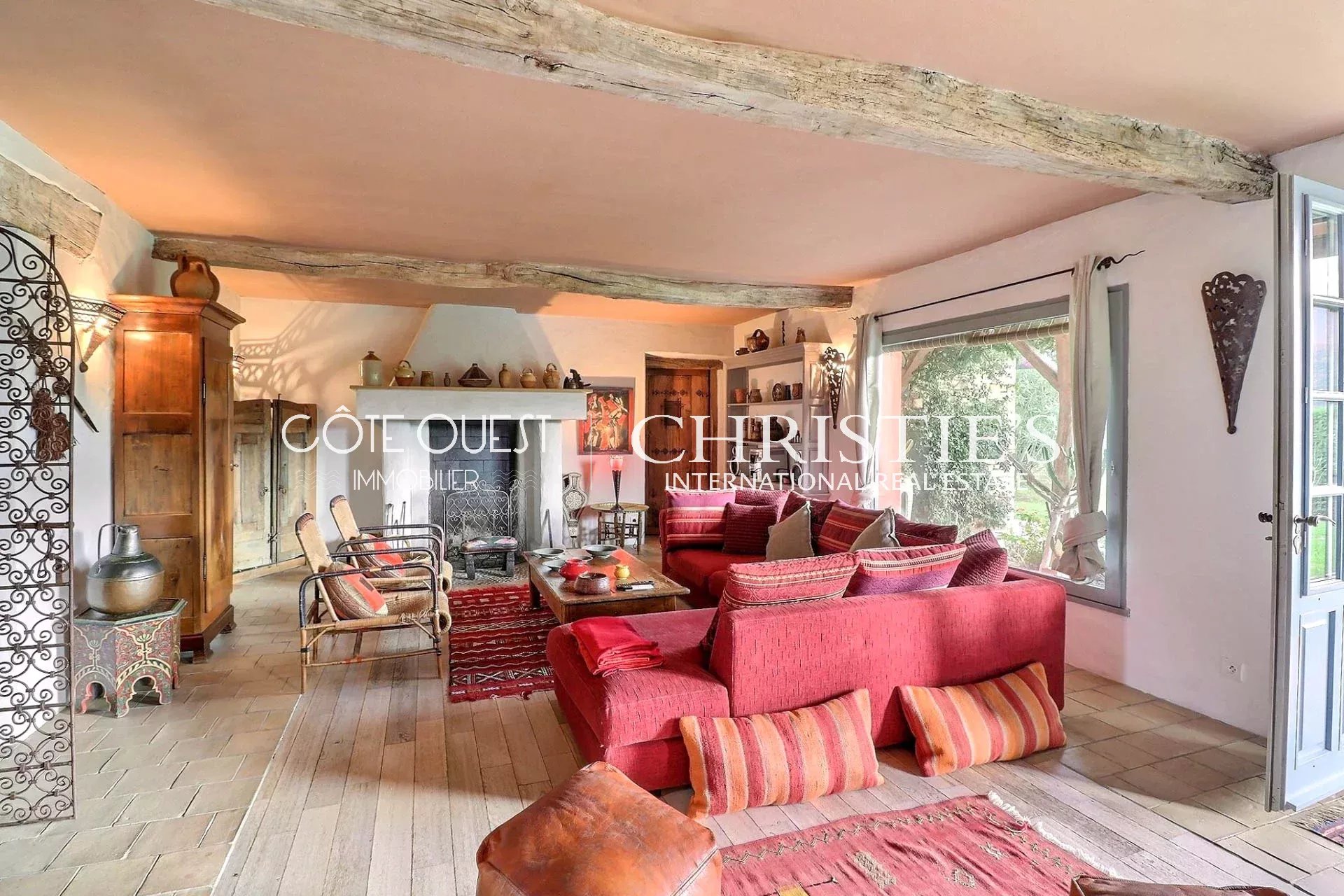 4 Bedroom Villa/Townhouse's Image 5