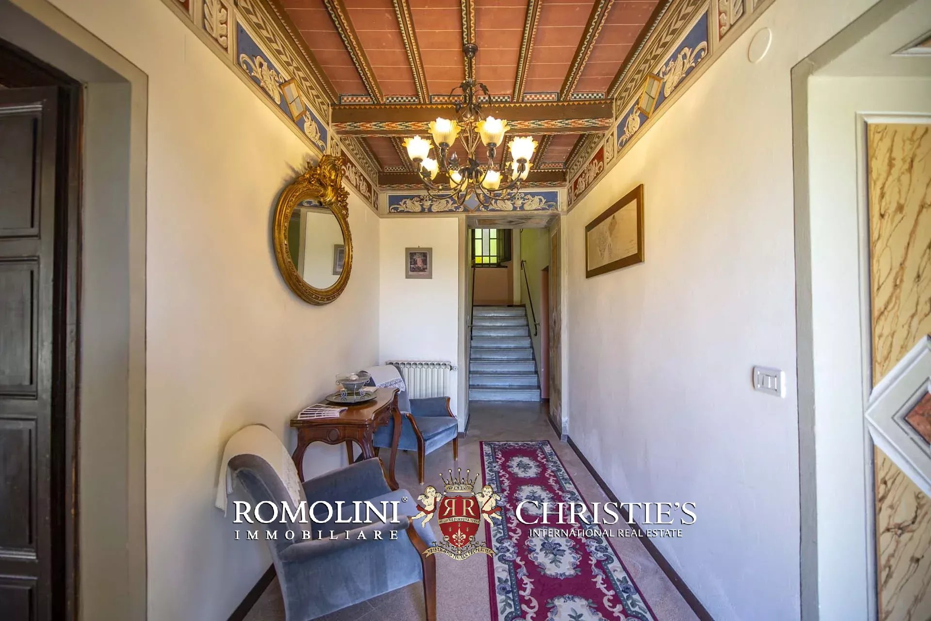 MANOR HOUSE FOR SALE IN CAPRESE MICHELANGELO, TUSCANY