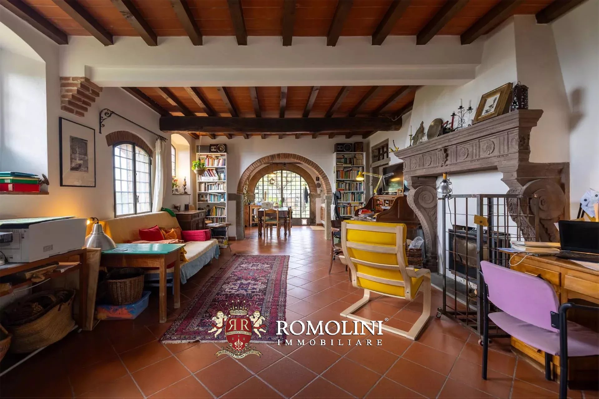8 Bedroom Villa/Townhouse's Image 44