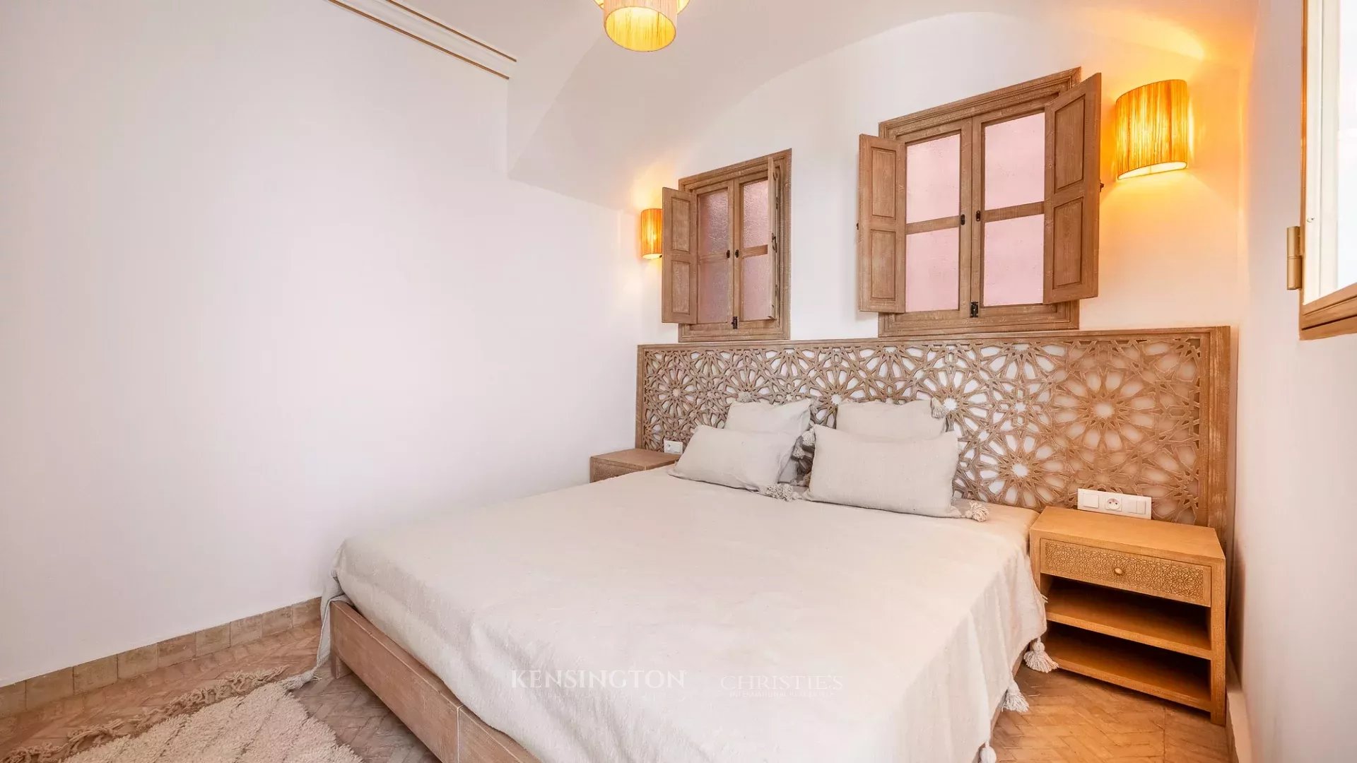 5 Bedroom Villa/Townhouse's Image 20