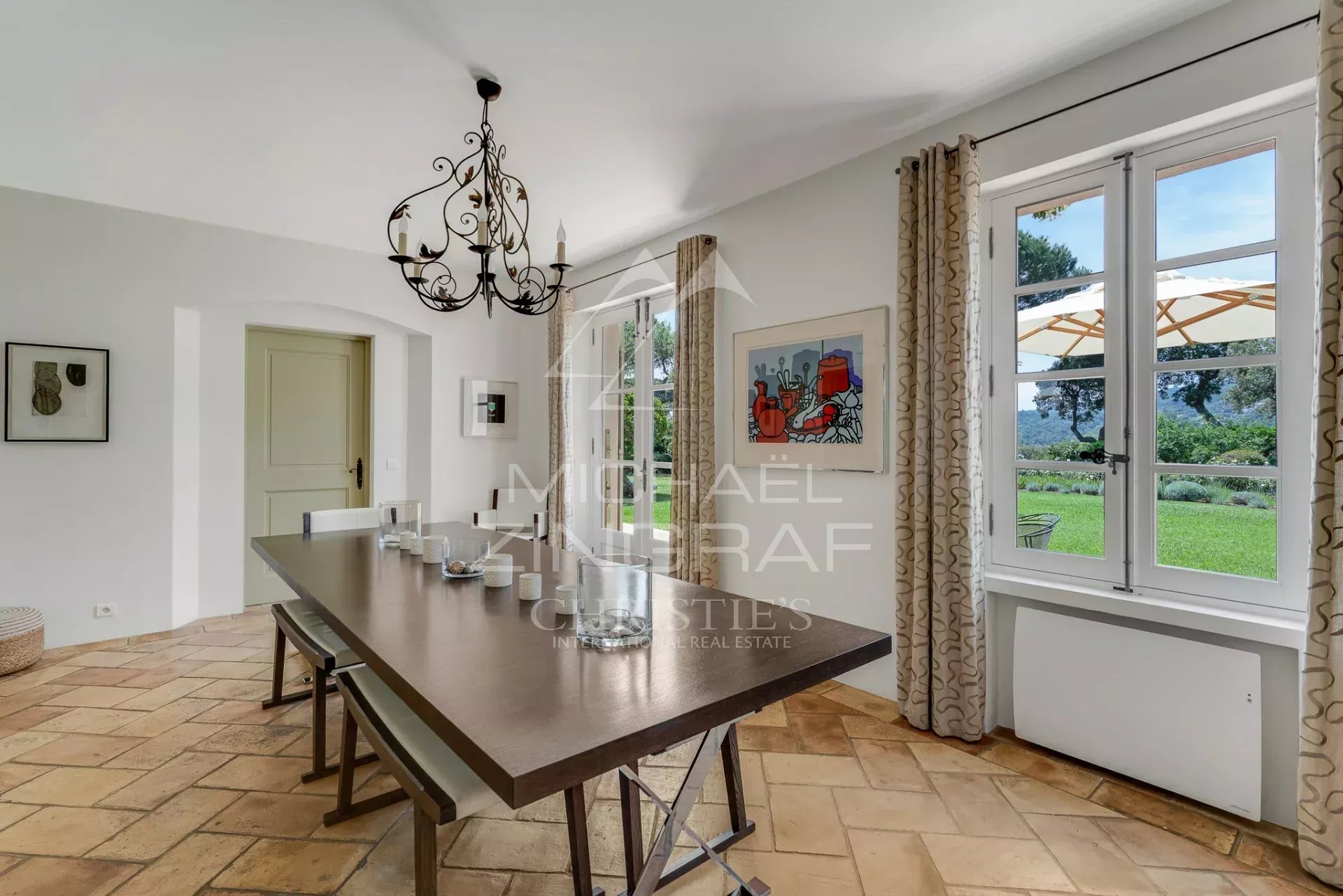 4 Bedroom Villa/Townhouse's Image 4