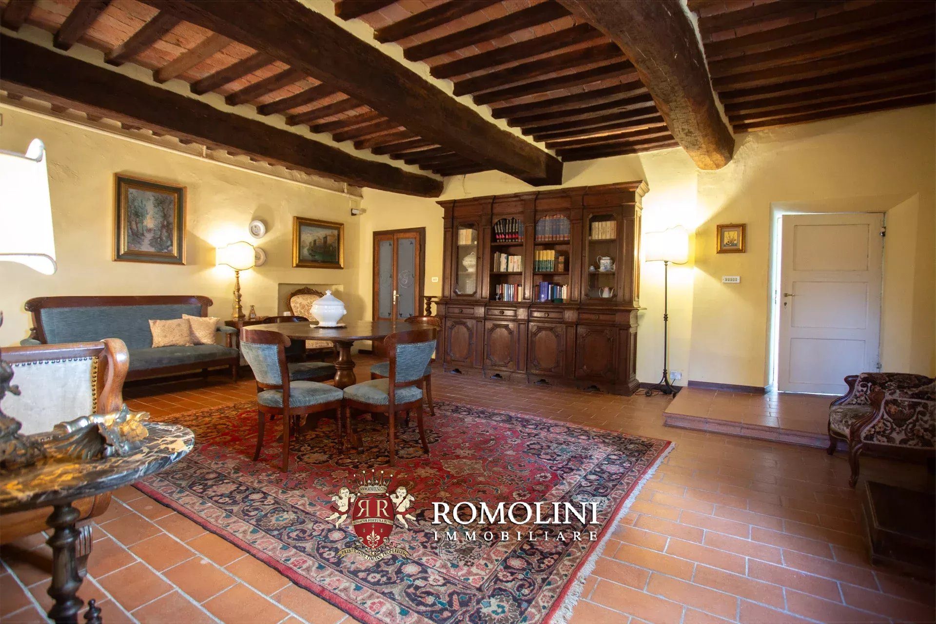 7 Bedroom Villa/Townhouse's Image 22