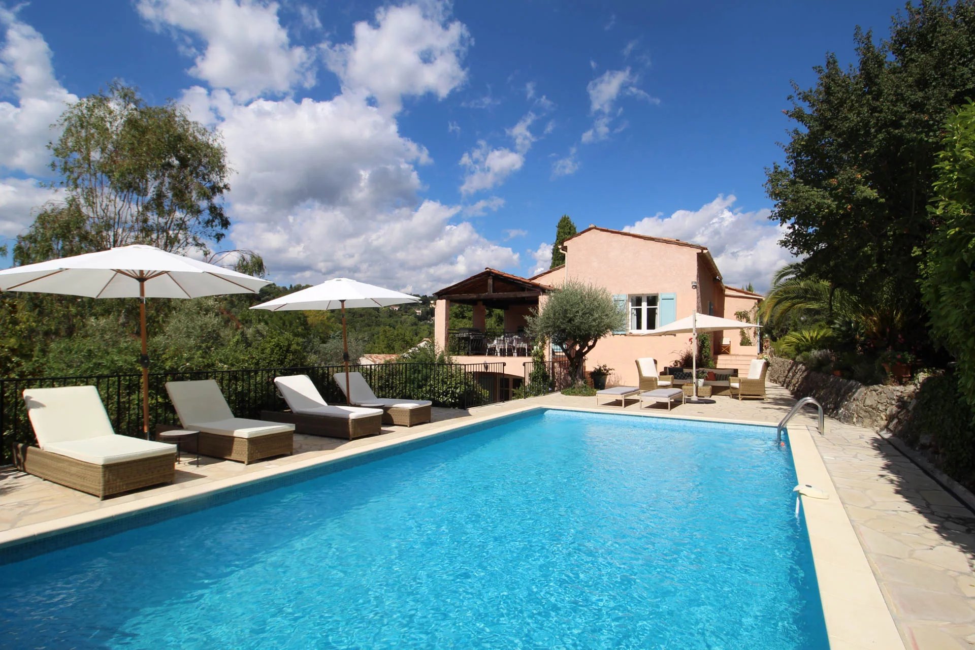 Charming villa with exceptional view - Montauroux Charming villa with exceptional view - Montauroux